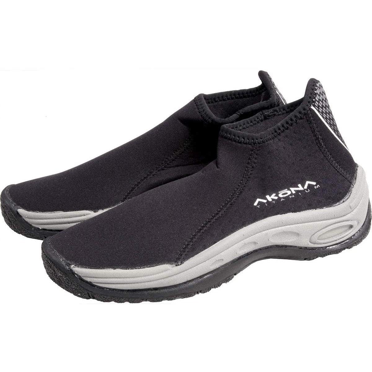 AKONA 3mm Low-Cut Molded Sole Boot