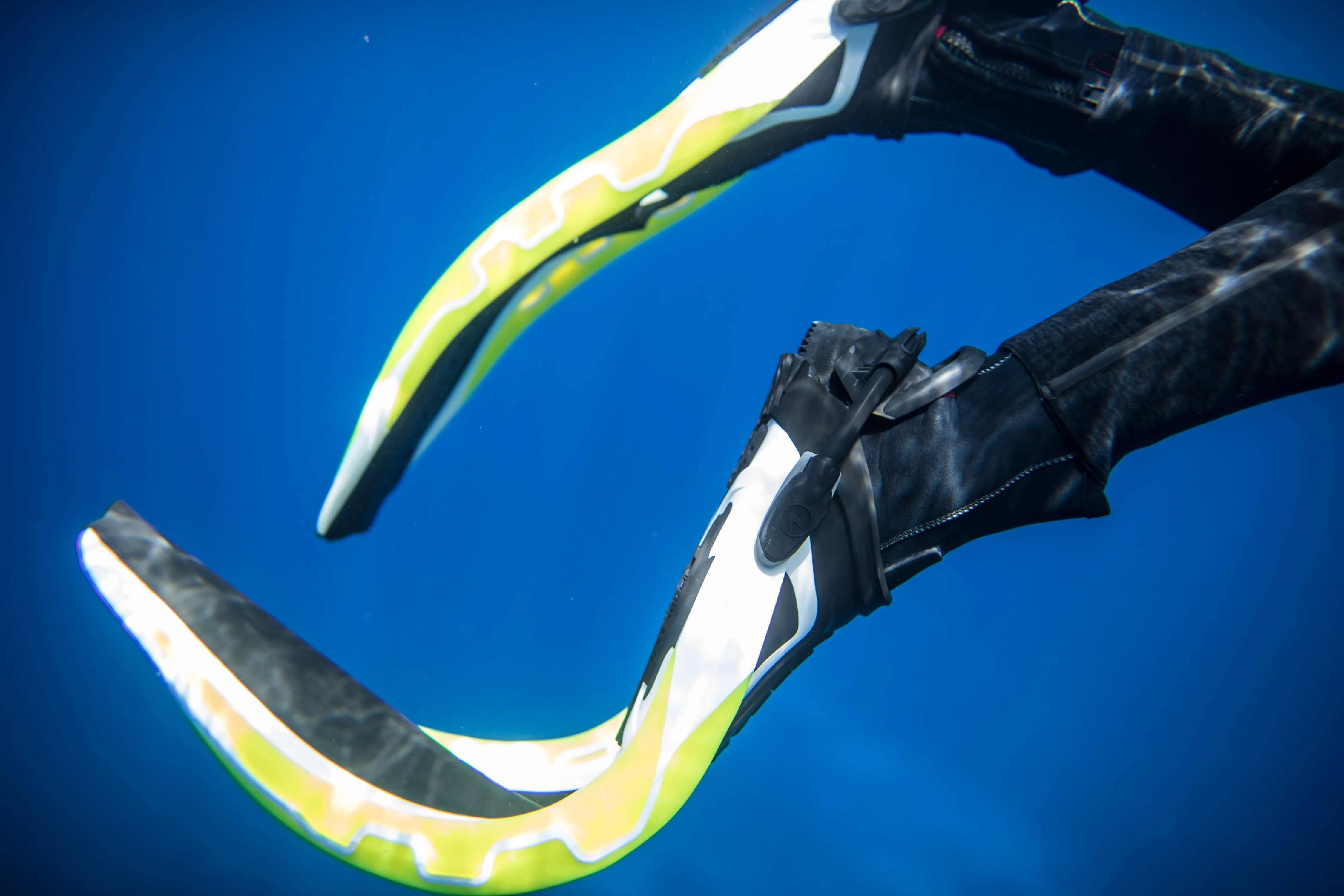 Aqualung Phazer Open Heel Dive Fins - Image 4