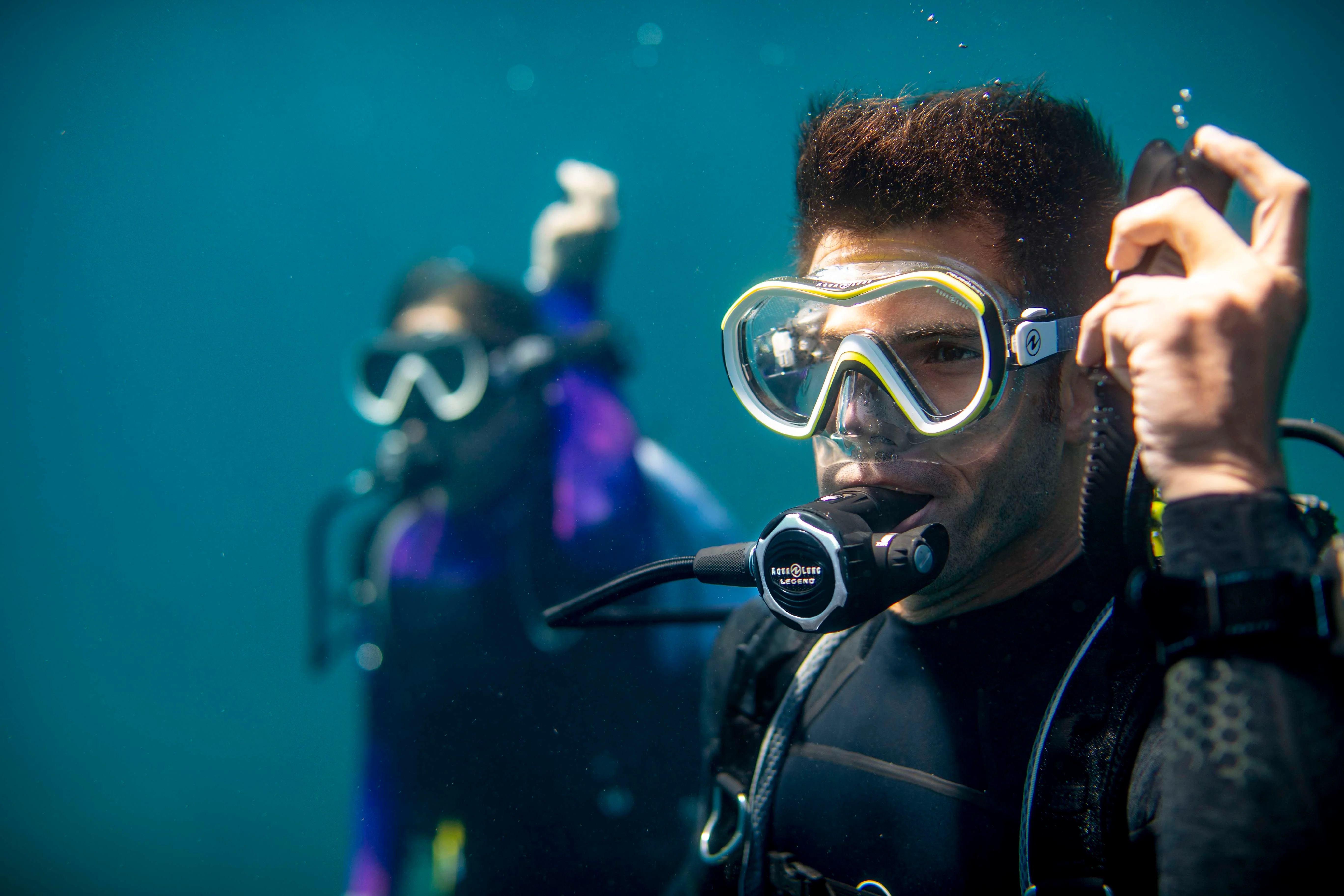 Aqualung Reveal X1 Scuba Diving Mask - Image 2