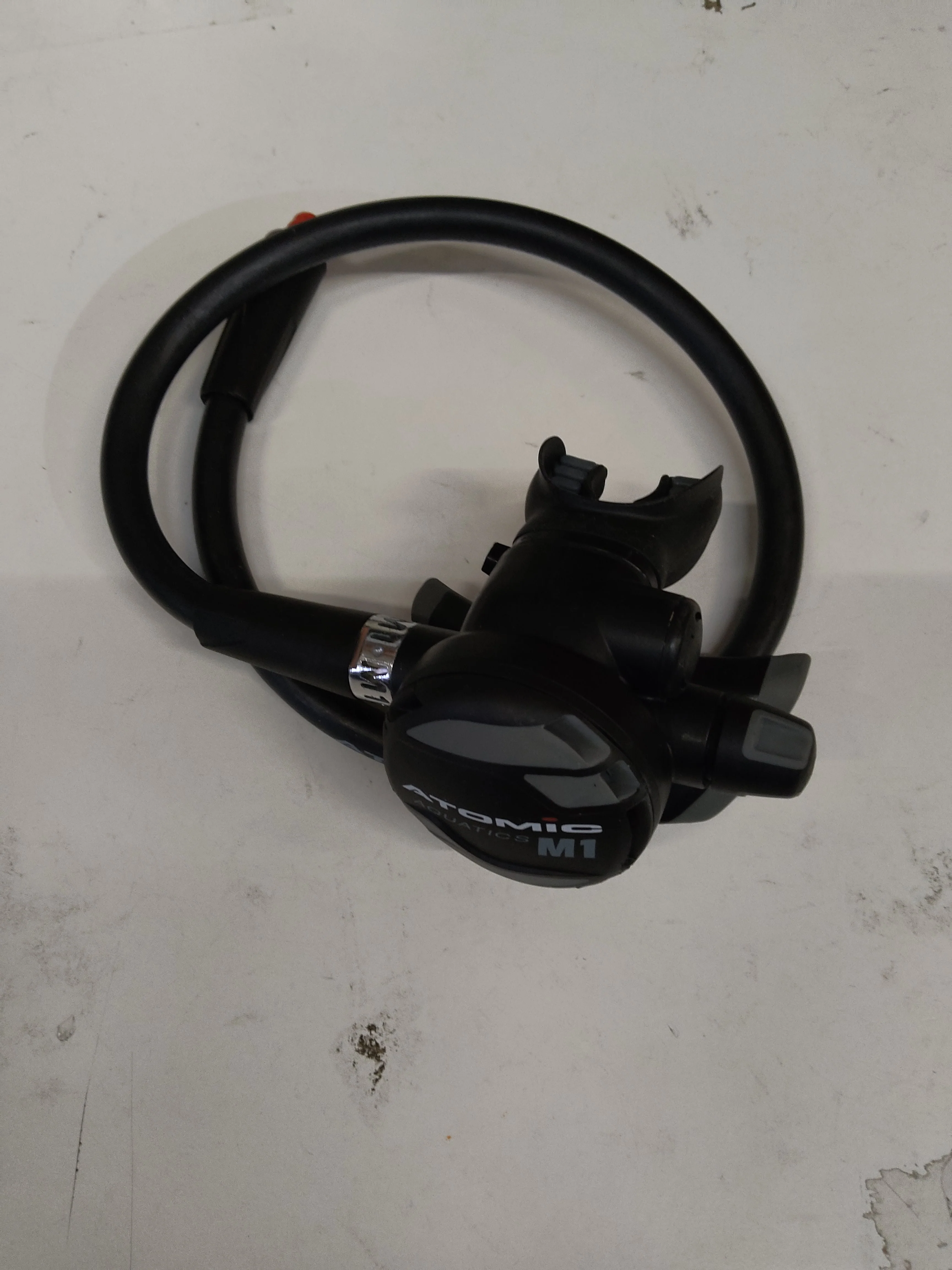 Open Box Atomic Aquatics M1 2nd Stage only, 32" hose, Gray