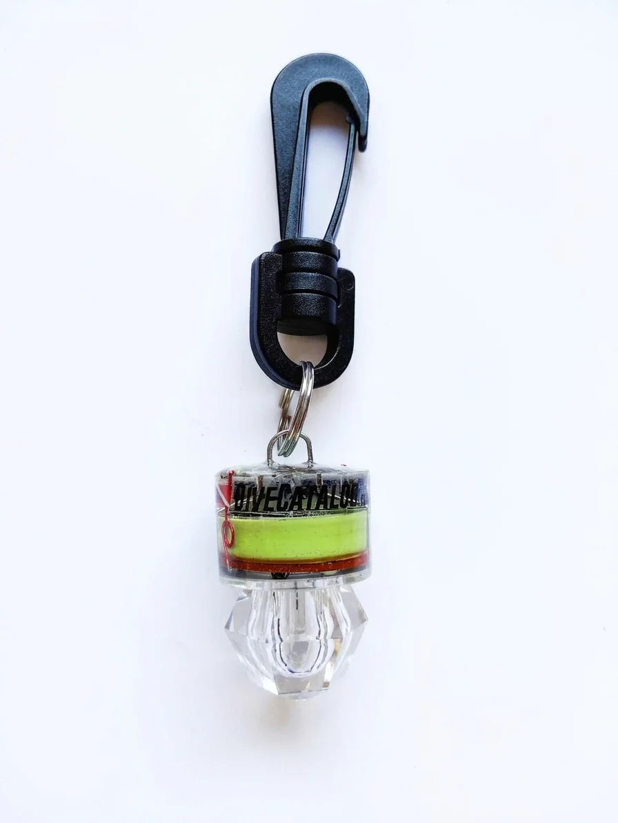 DiveCatalog.com Water Activated LED Signal Light - Green