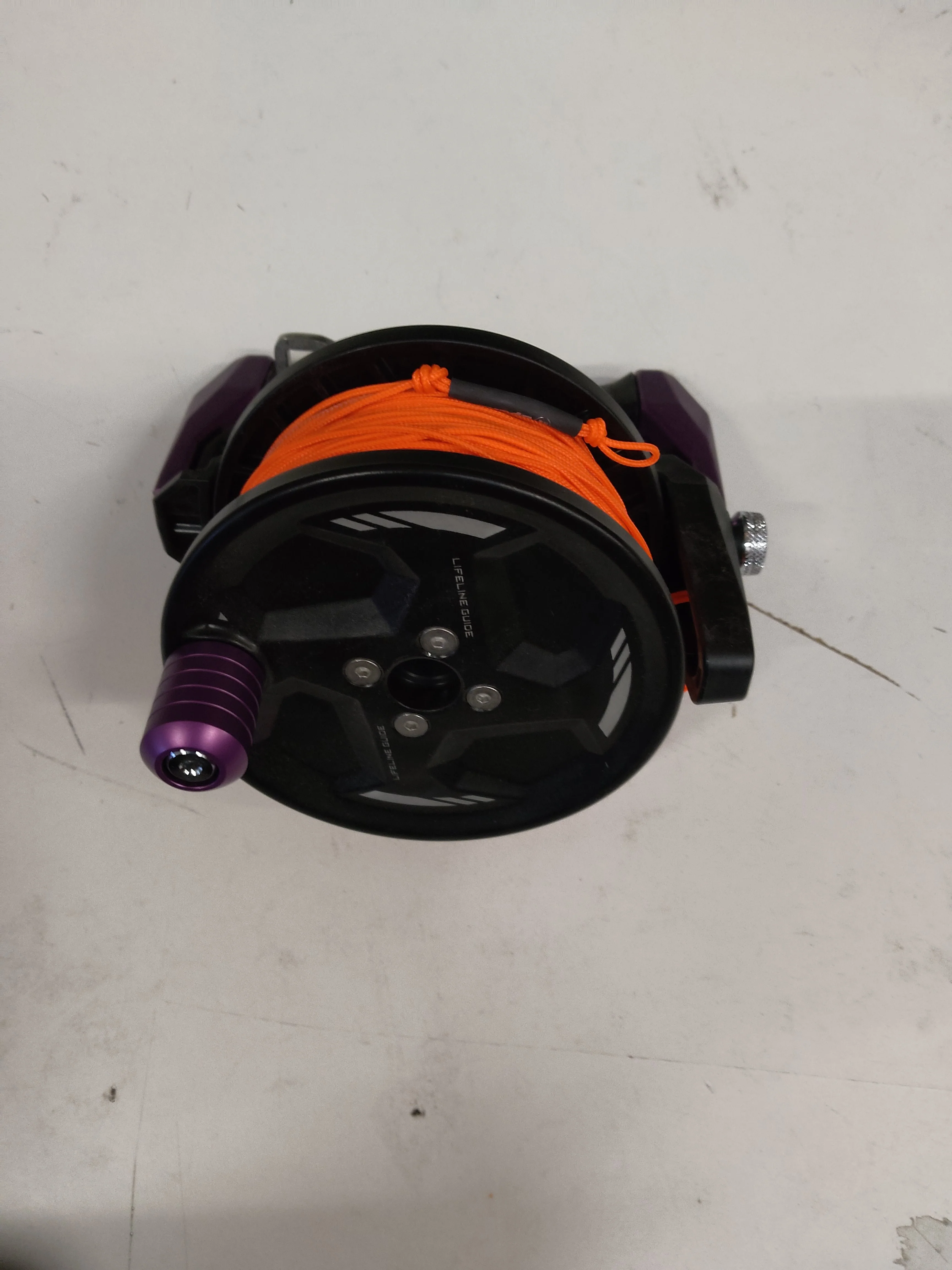 Used Apeks Guide Dive Reel