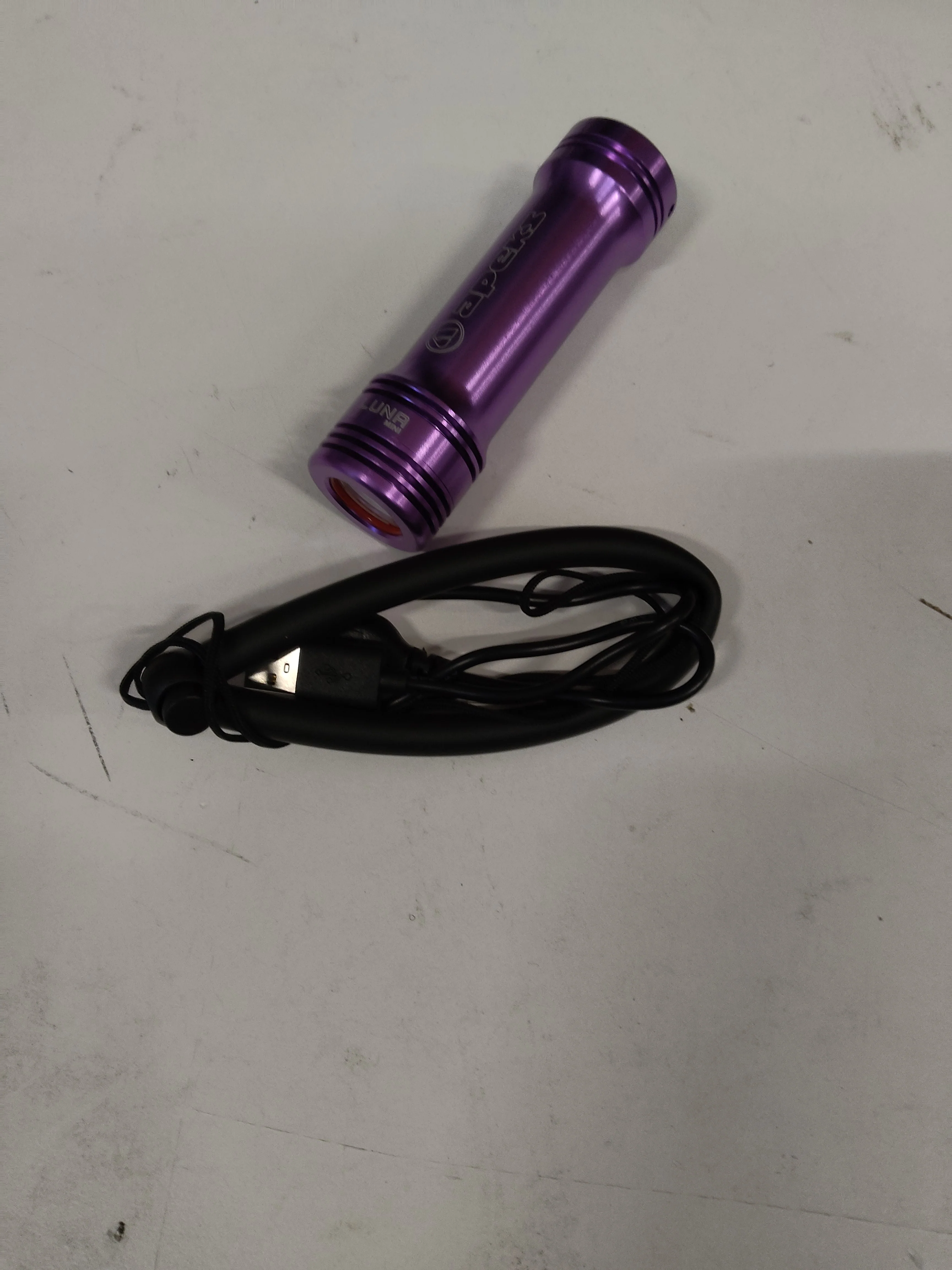 Used Apeks Luna Mini Dive Torch Light