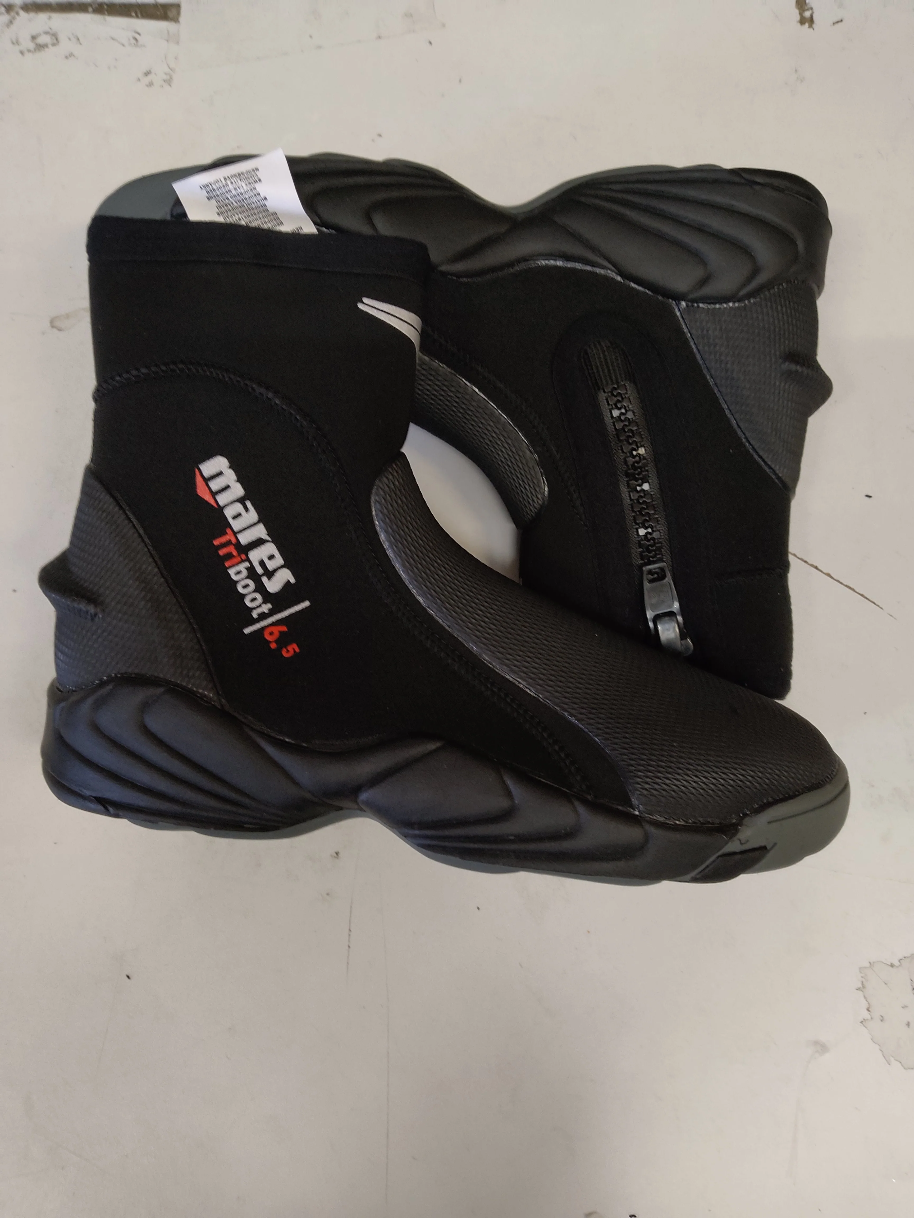 Used Mares 6.5mm Trilastic Boot - Image 3