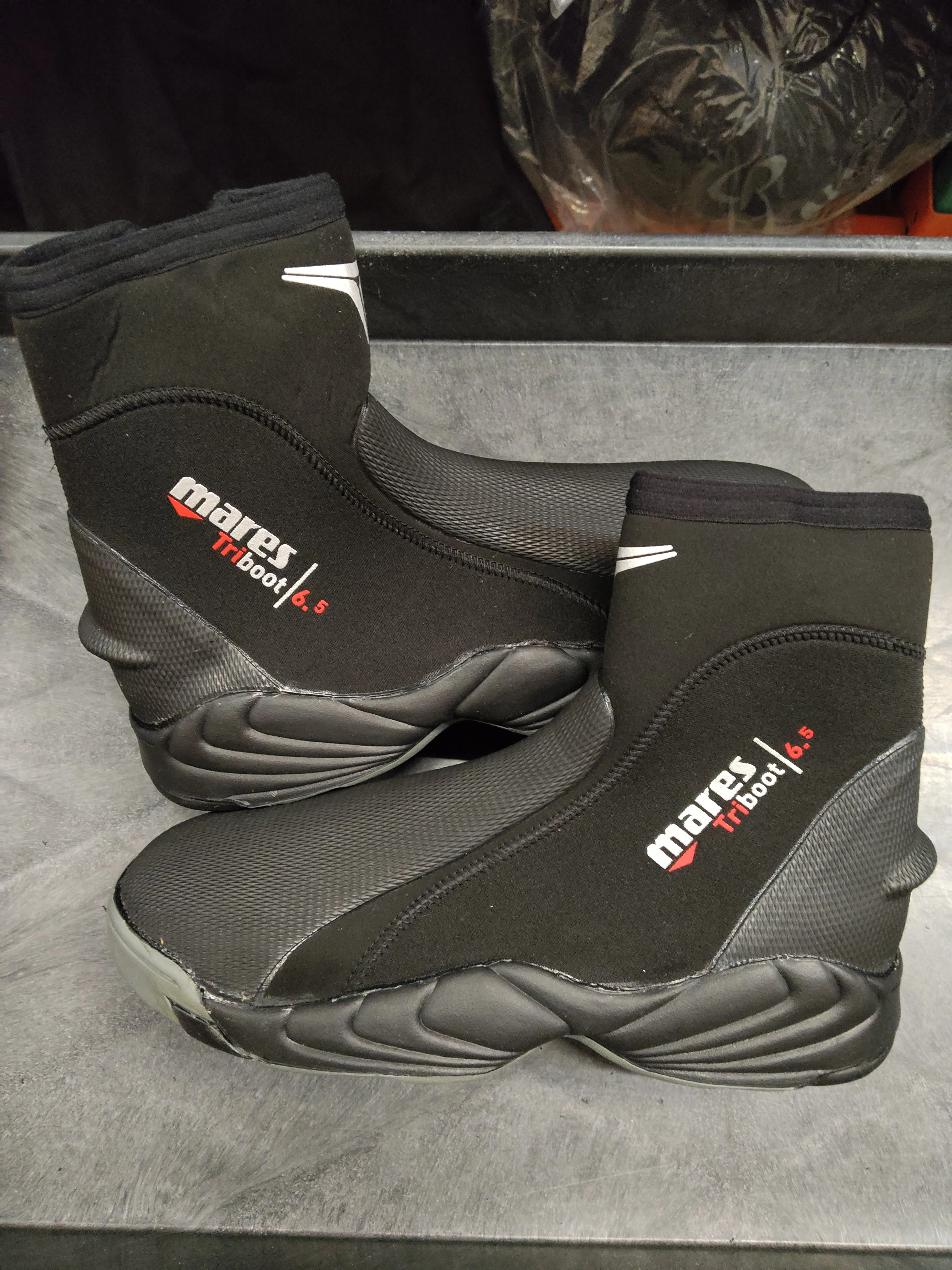 Used Mares 6.5mm Trilastic Boot - Image 5