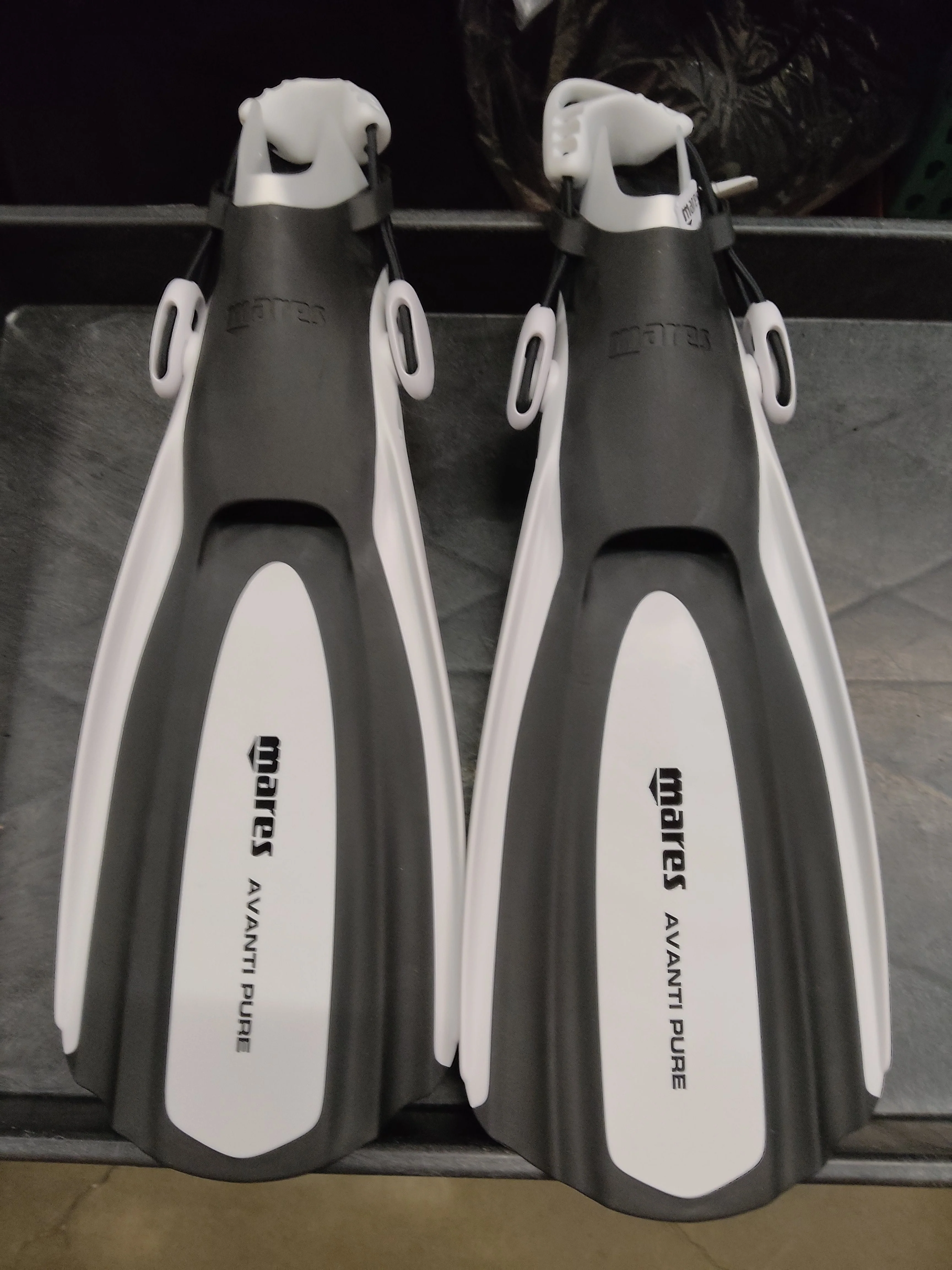 Used Mares Avanti Pure Fins - Image 5