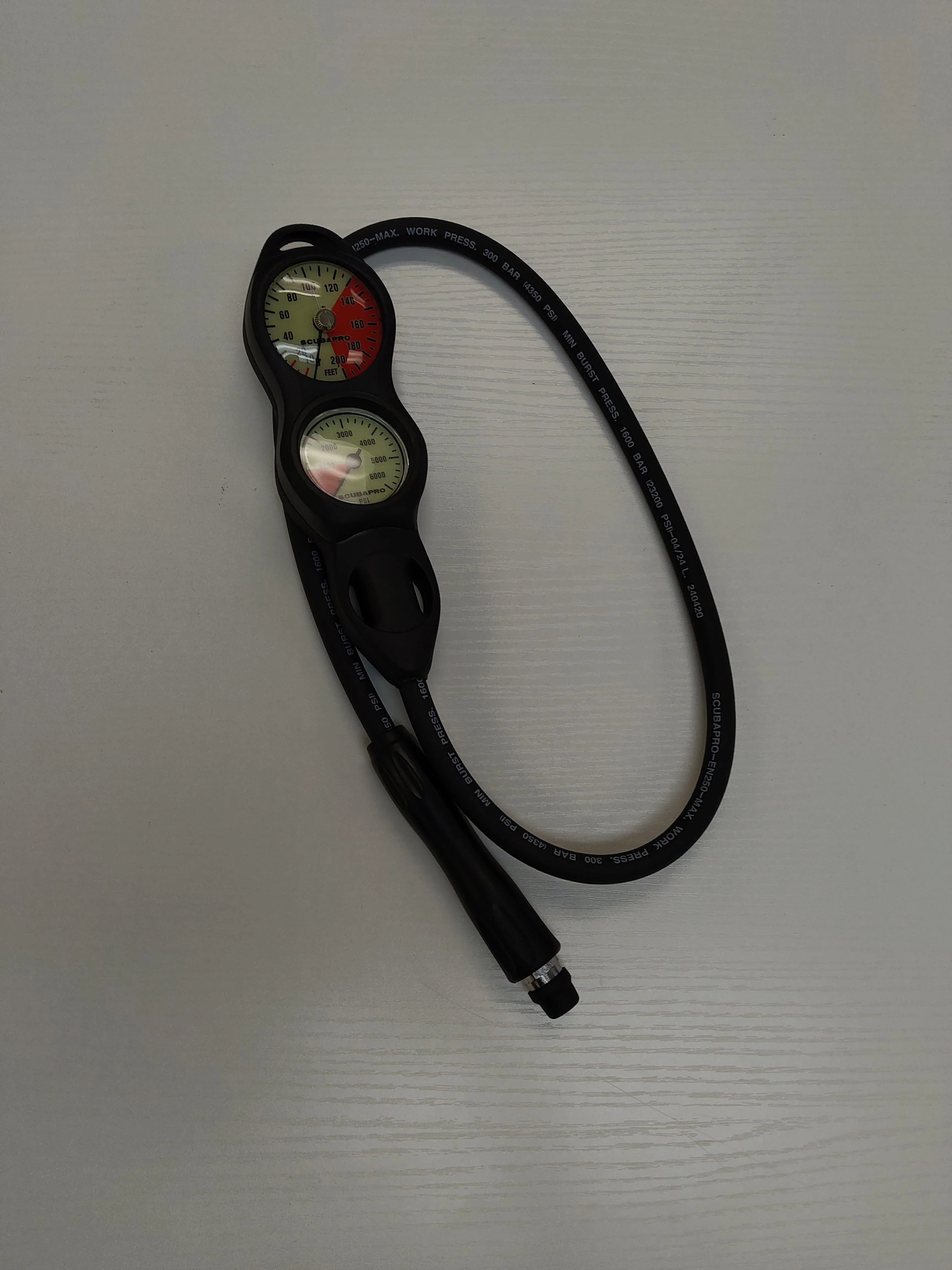 Used Scubapro 2-Gauge U-Line Compact Plastic Pressure Gauge, Standard Depth Gauge Dive Console