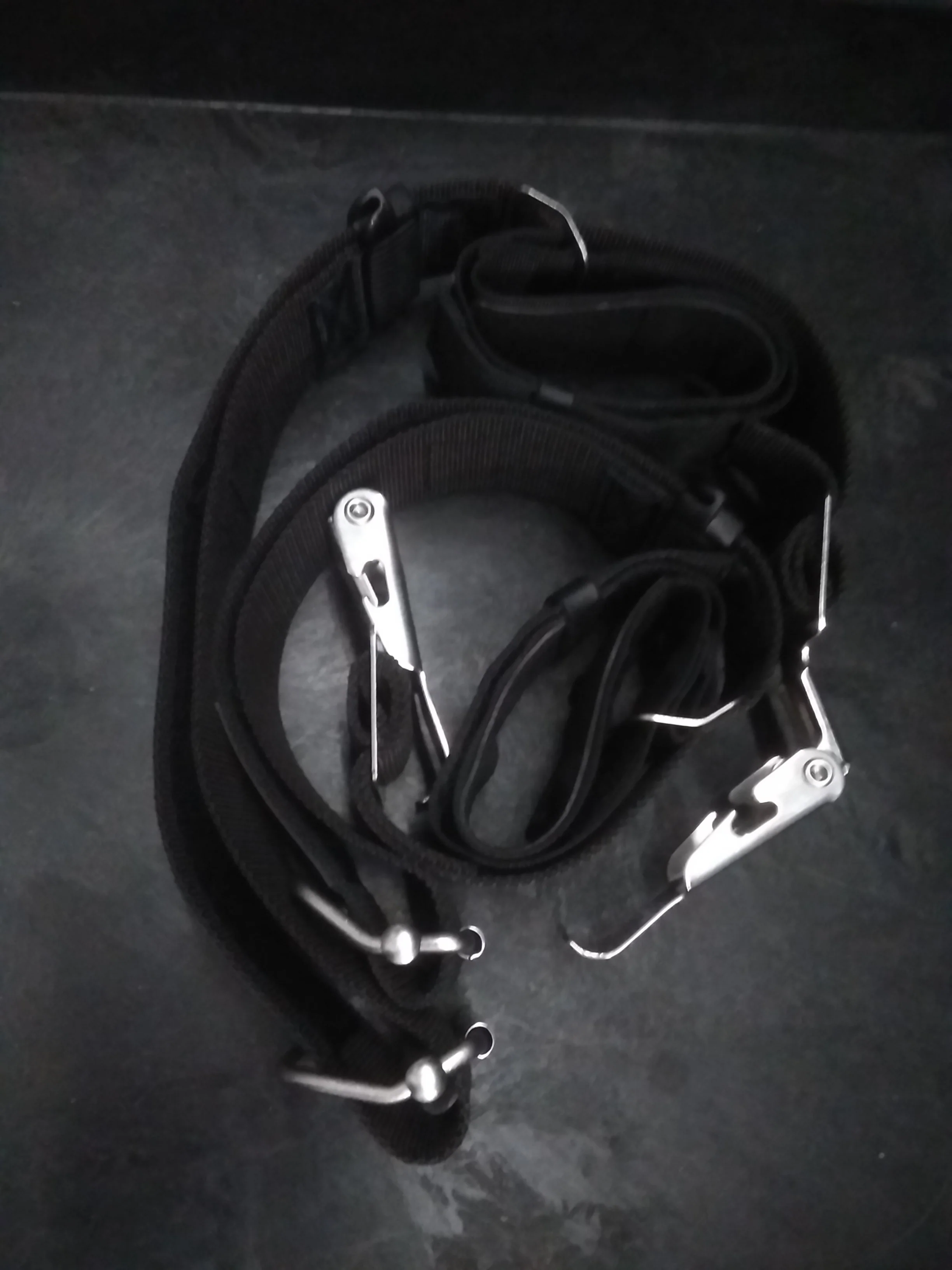 Used Scubapro Argon Strap Kit, Tank Mount