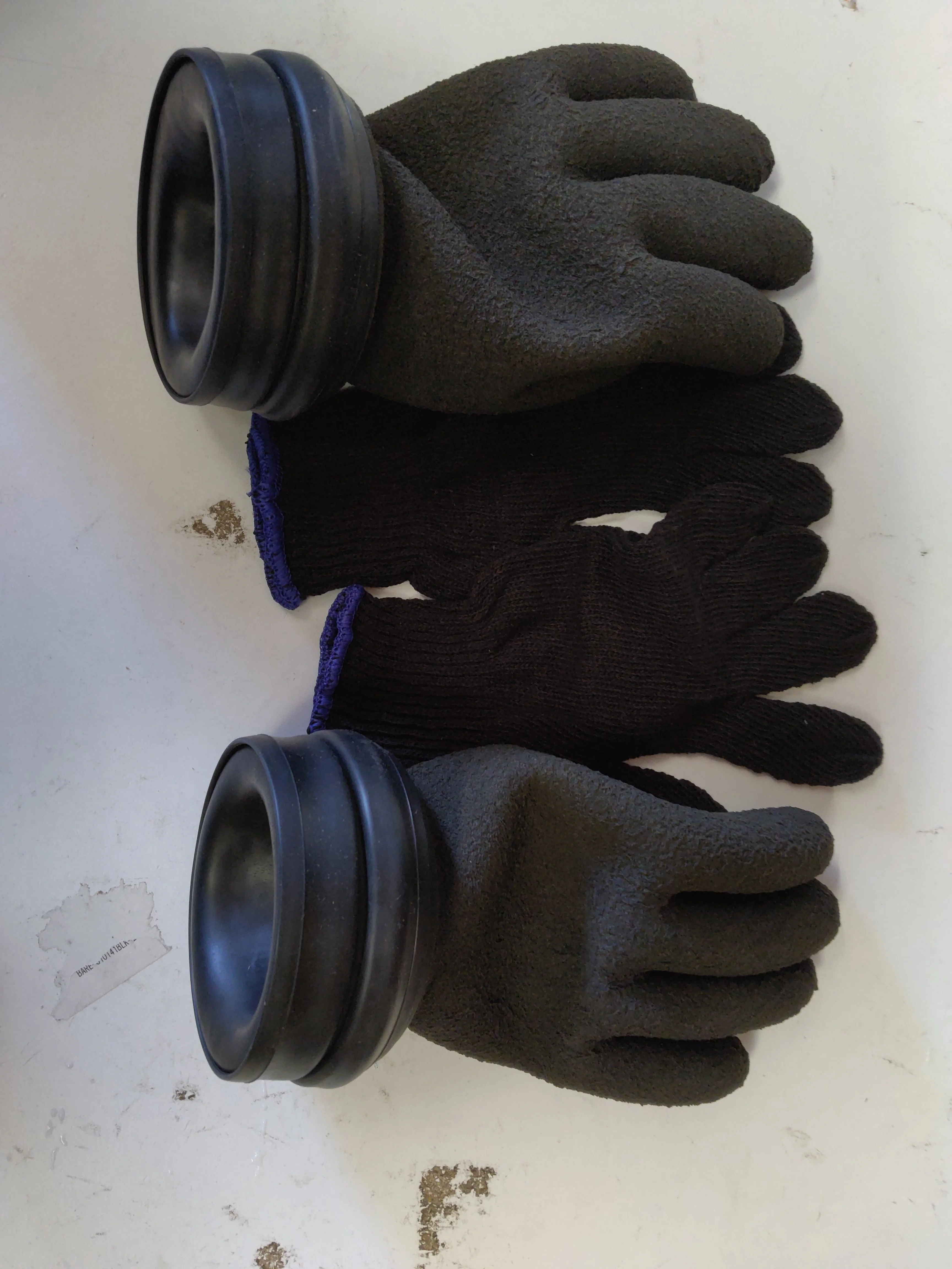 Used Scubapro Easydon Dry Gloves - Image 4