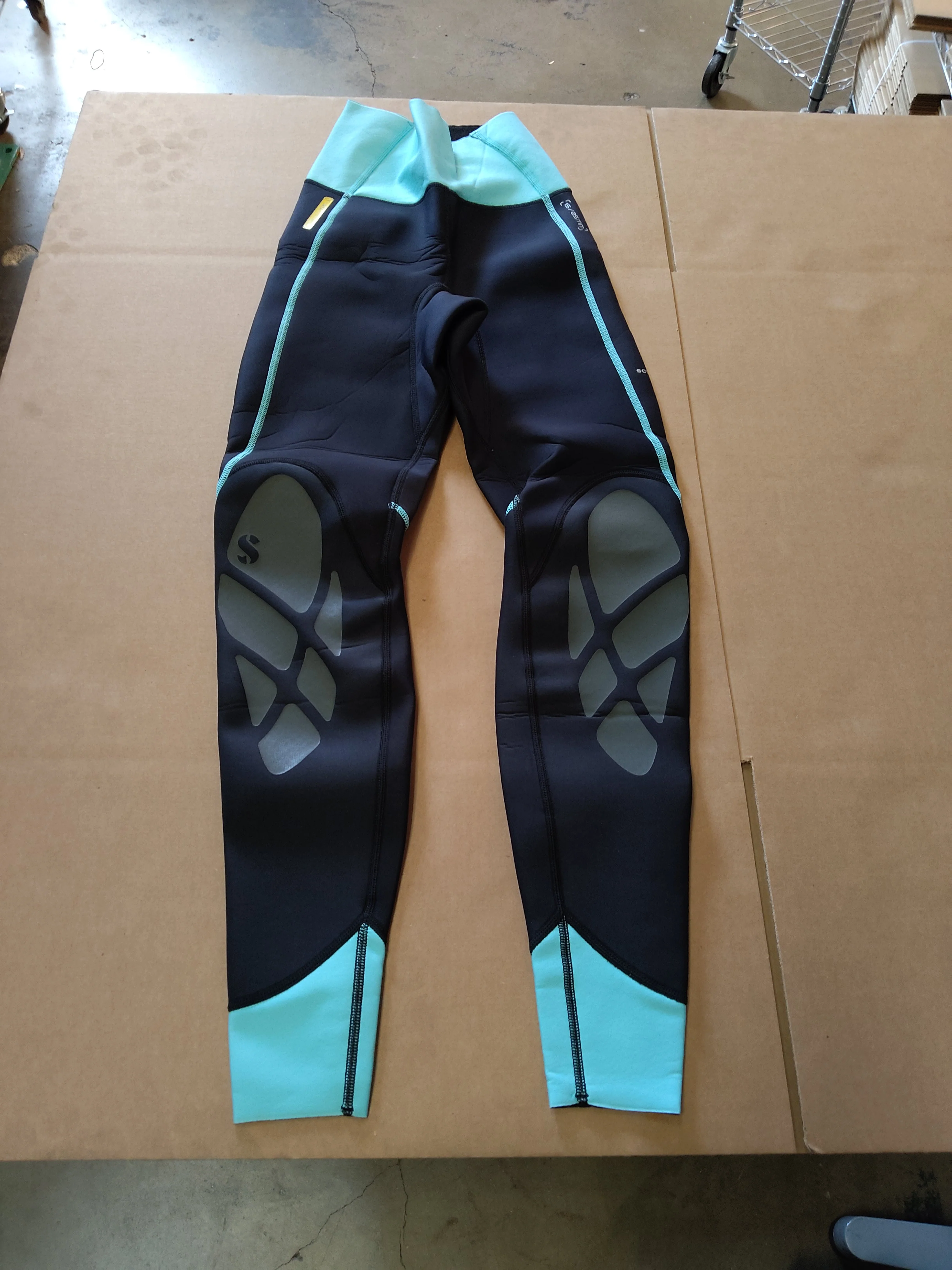 Used Scubapro Everflex 1.5 Legging Women's - Image 3