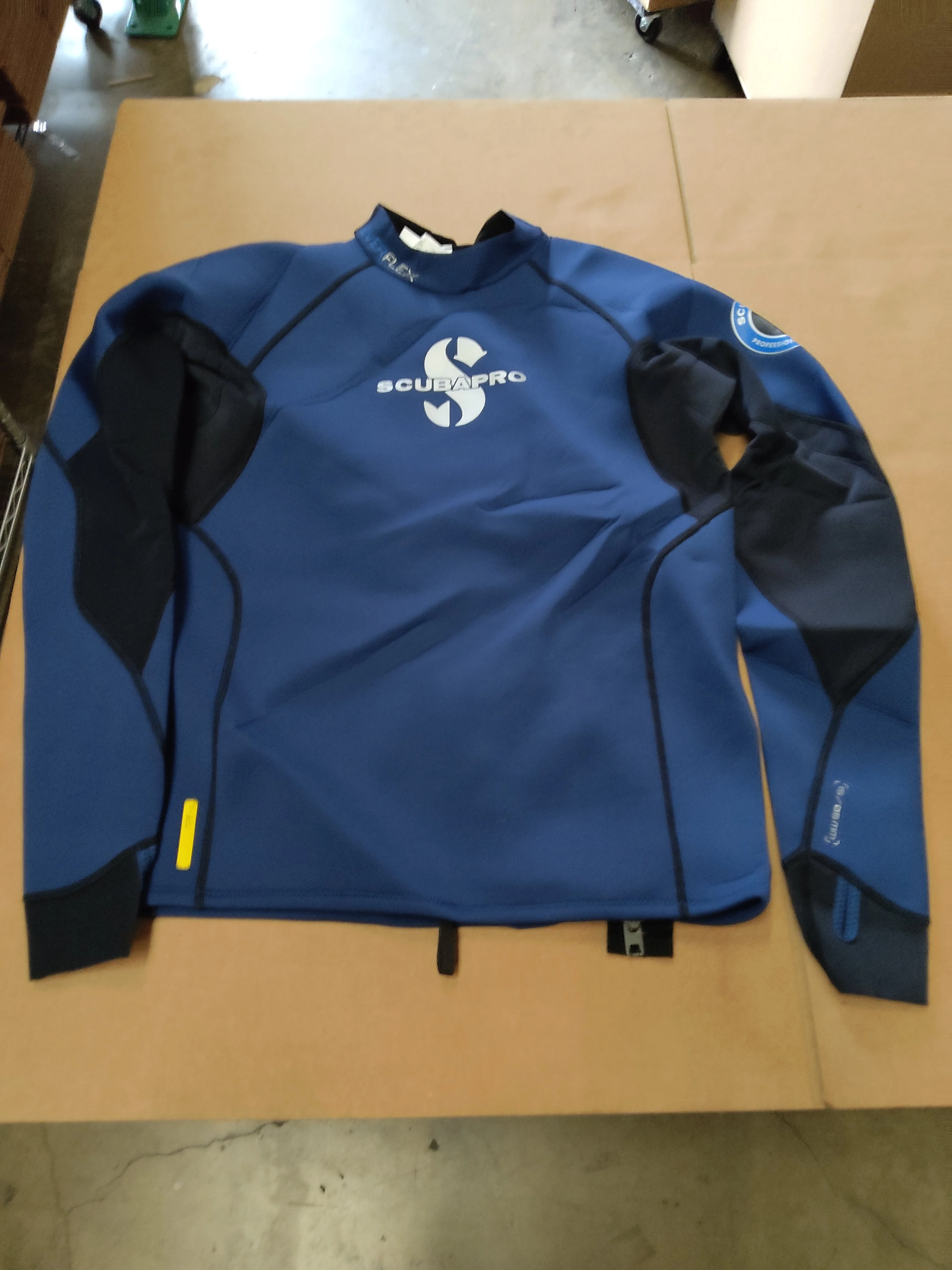 Used Scubapro Everflex 1.5 Men's Long Sleeve - Image 5