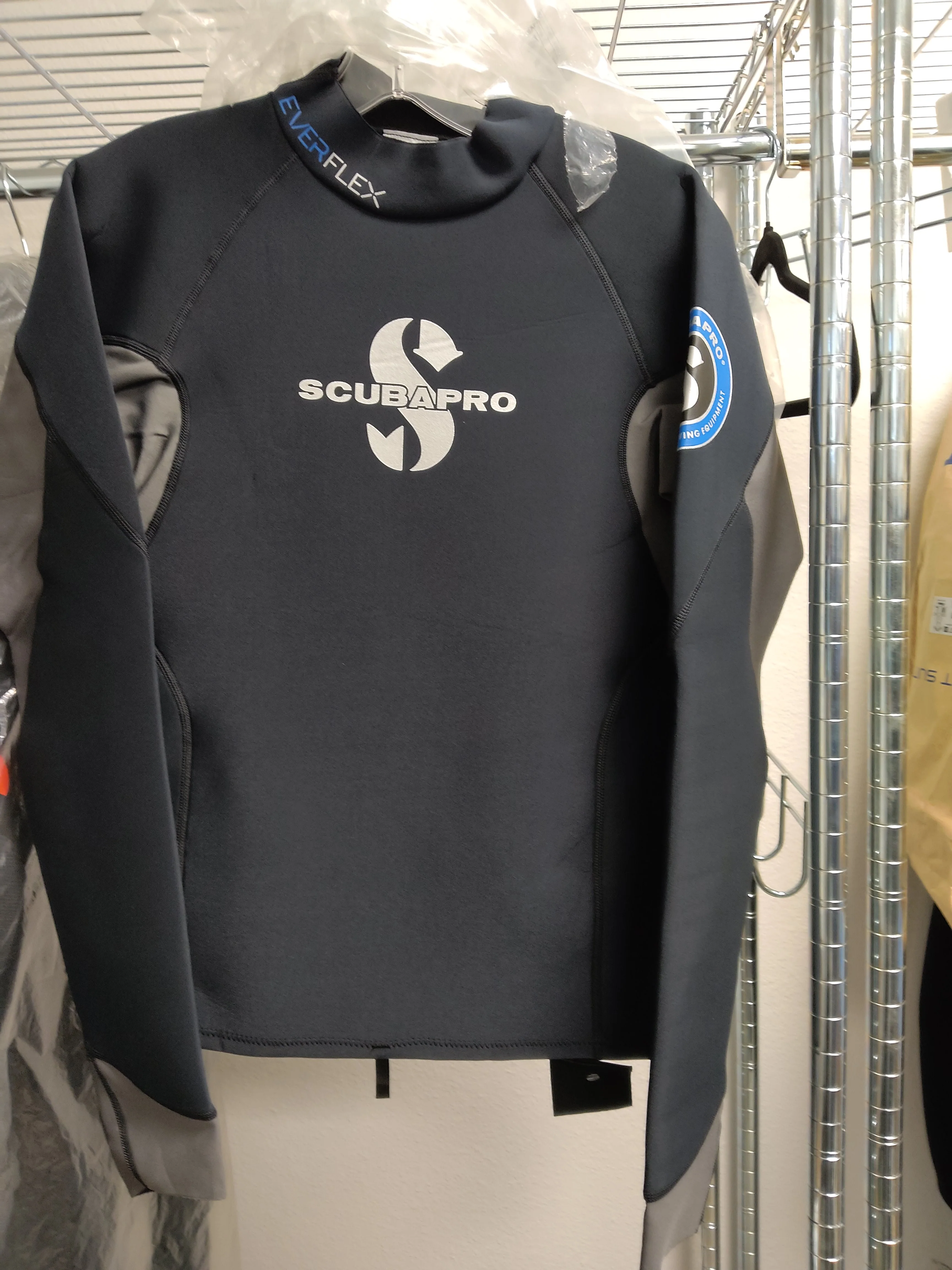 Used Scubapro Everflex 1.5 Men's Long Sleeve - Image 7