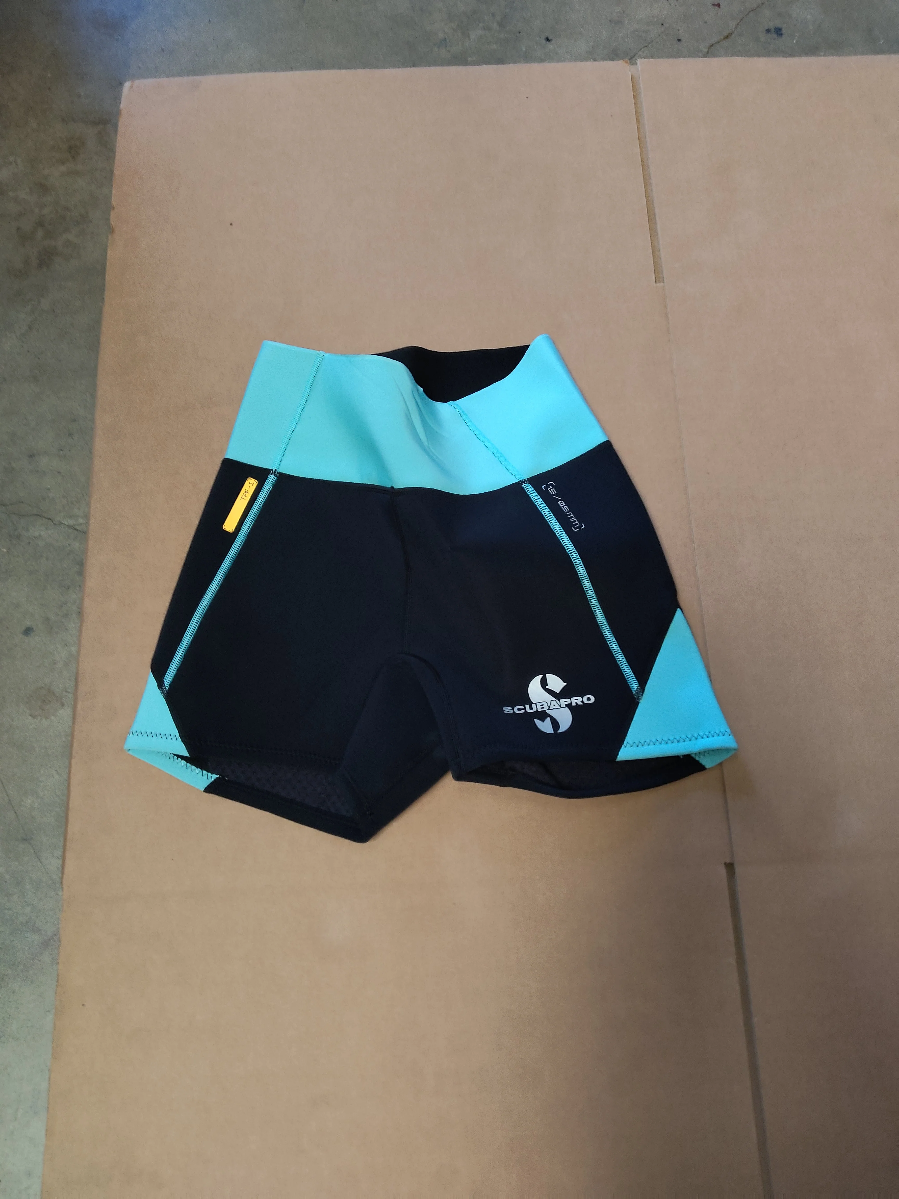 Used Scubapro Everflex 1.5 Short Women's