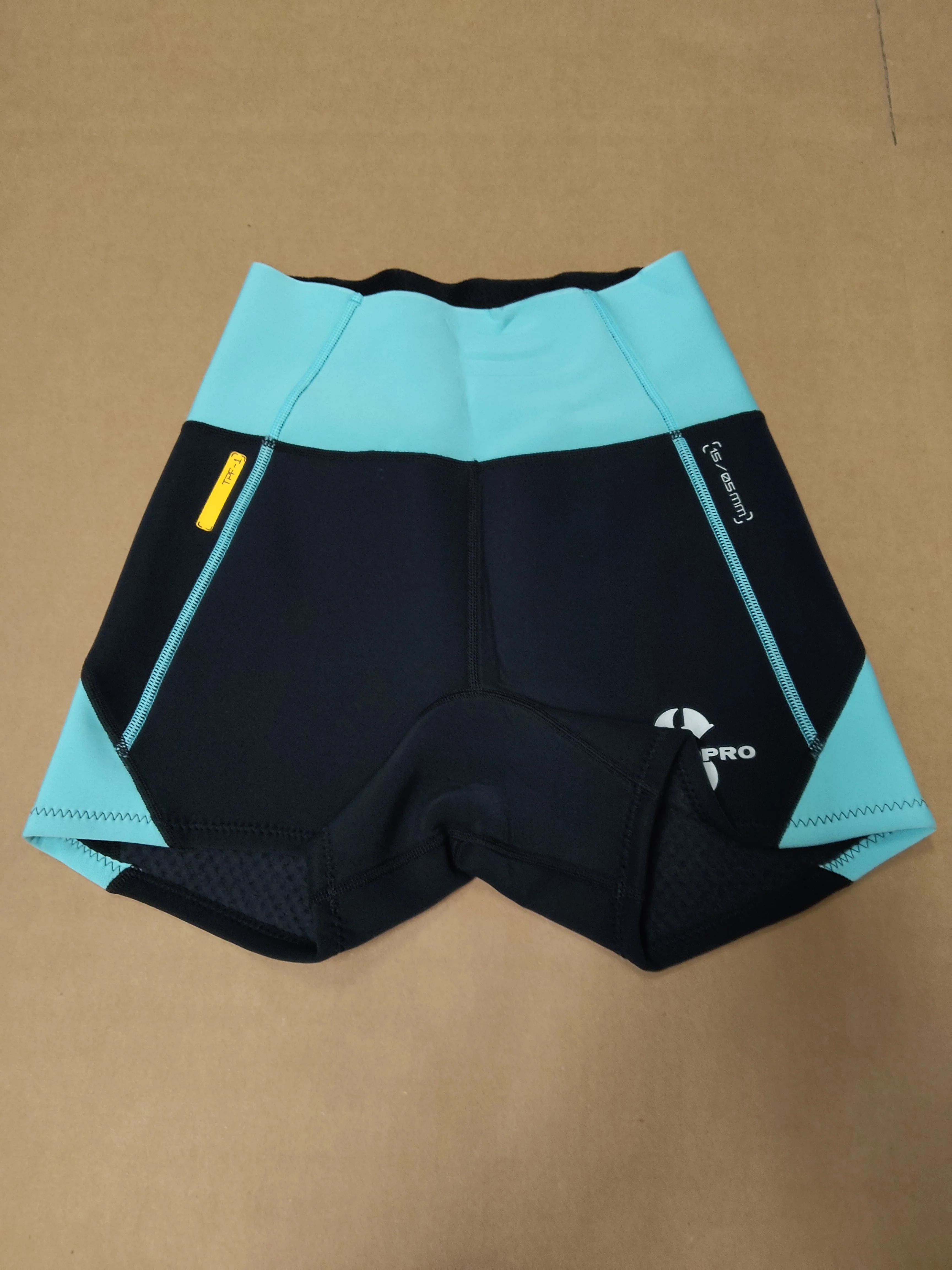 Used Scubapro Everflex 1.5 Short Women's - Image 5