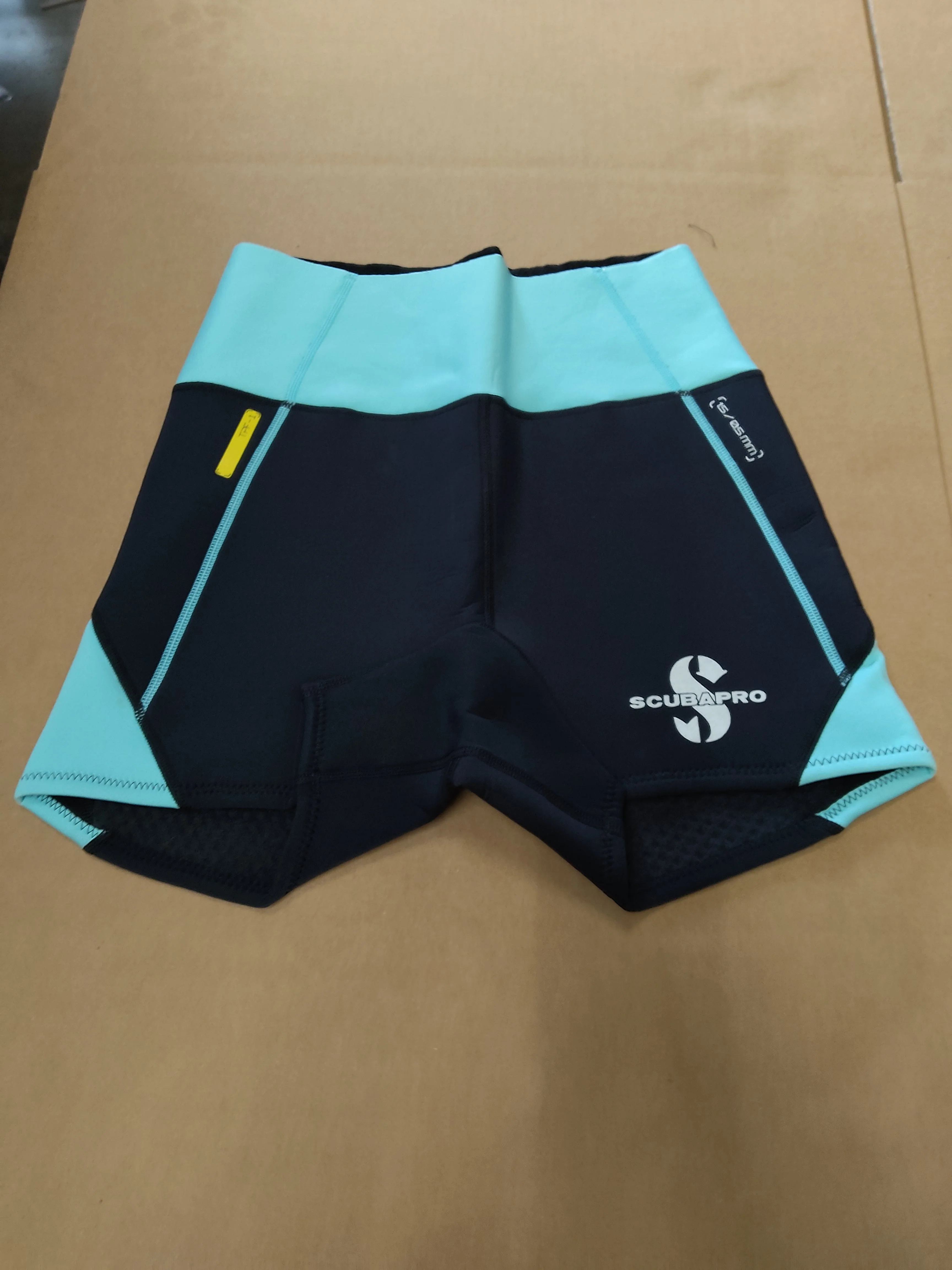 Used Scubapro Everflex 1.5 Short Women's - Image 6