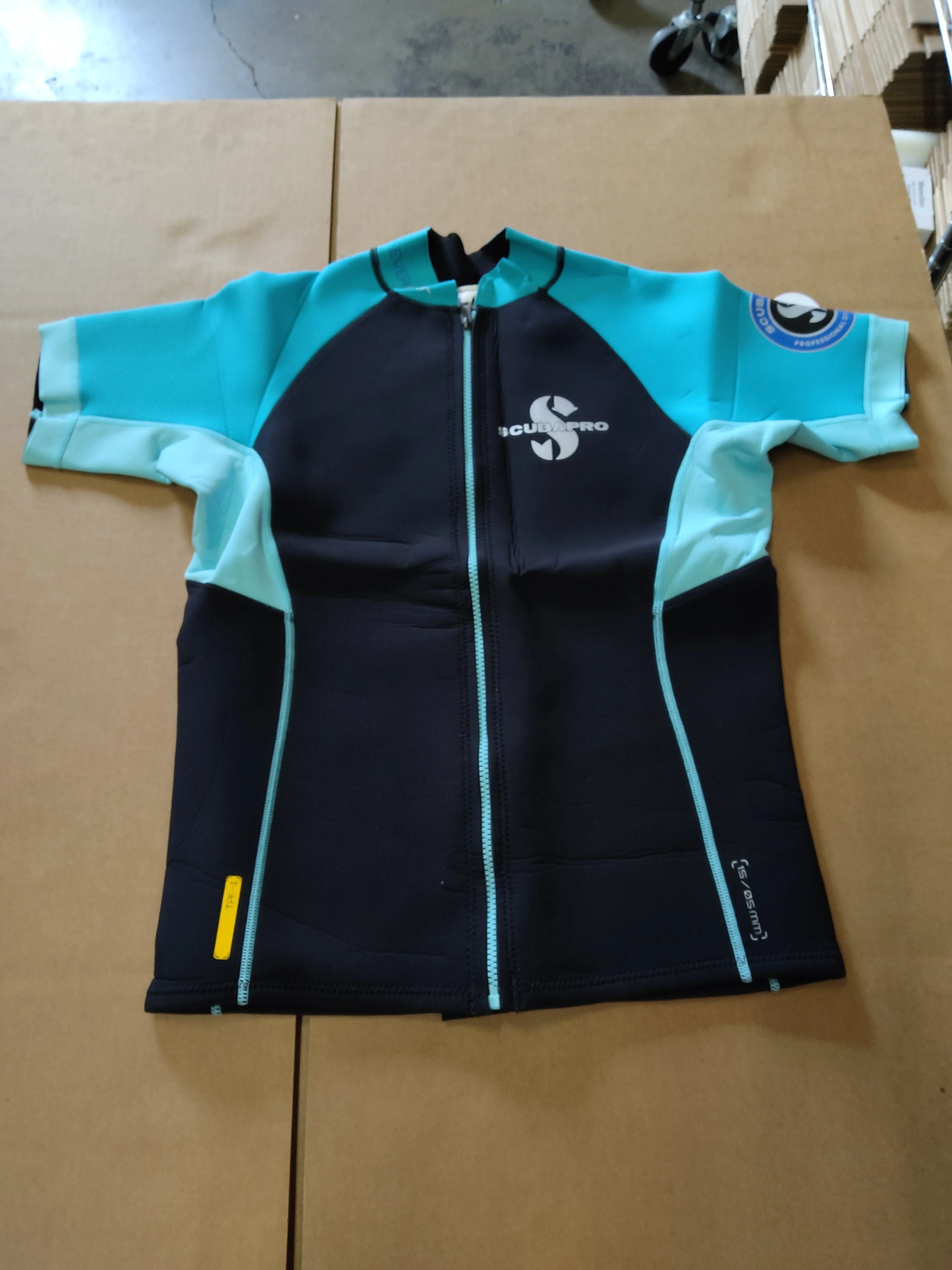 Used Scubapro Everflex 1.5 Women's Short Sleeve - Image 5