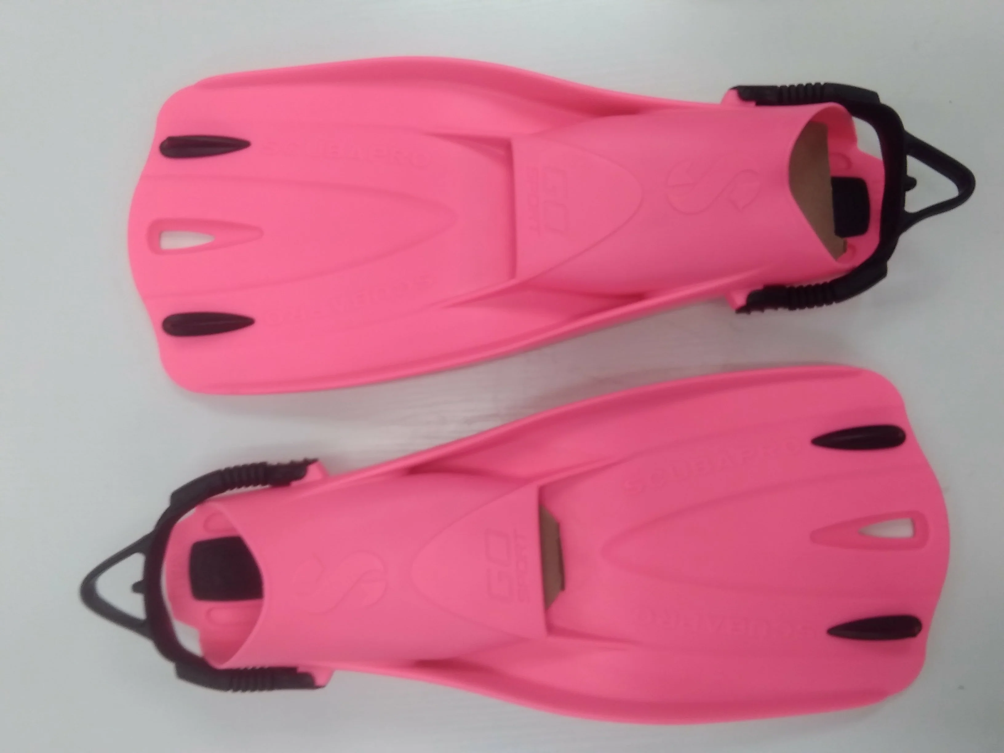 Used Scubapro GO Sport Fins