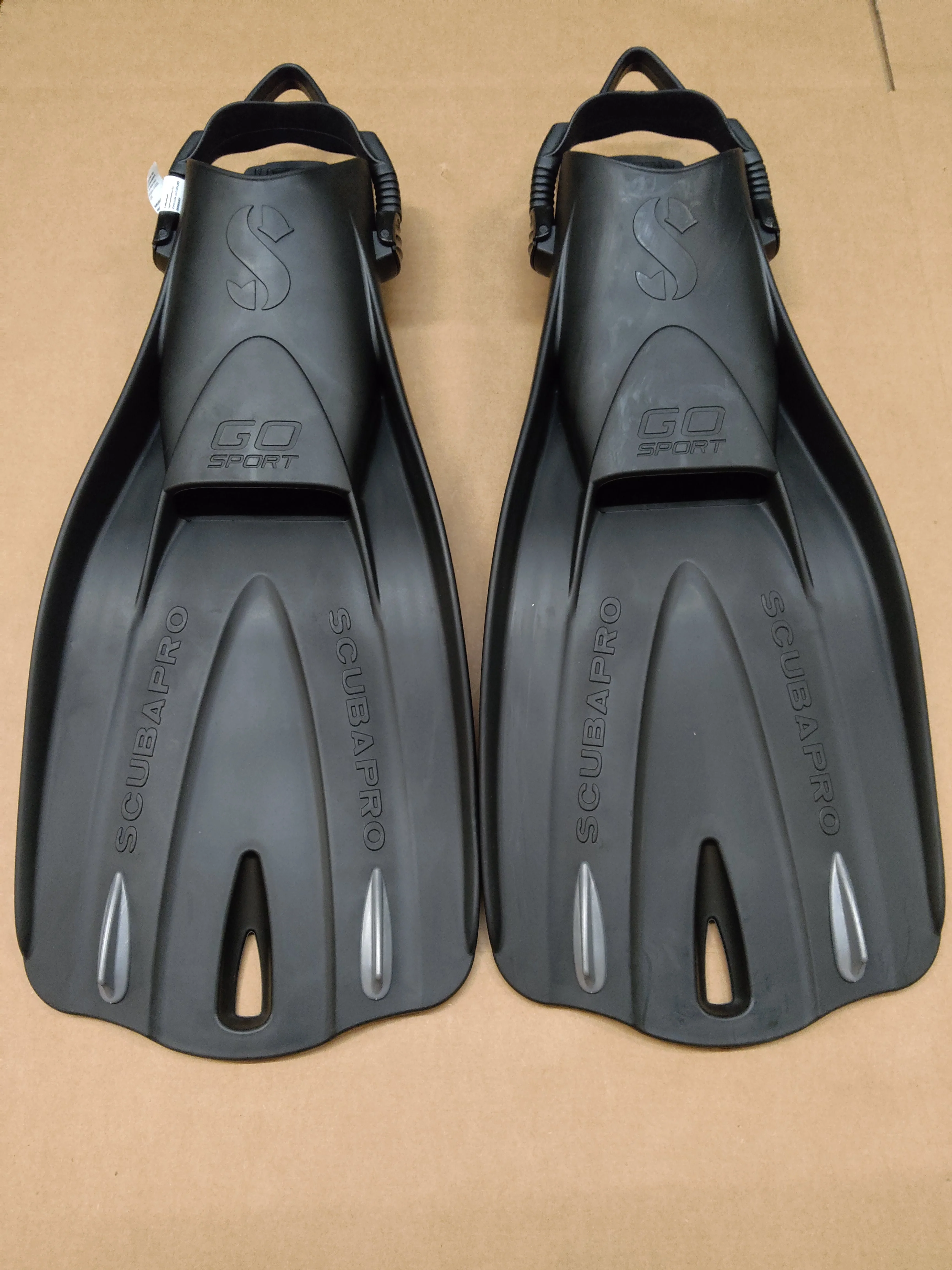 Used Scubapro GO Sport Fins - Image 29
