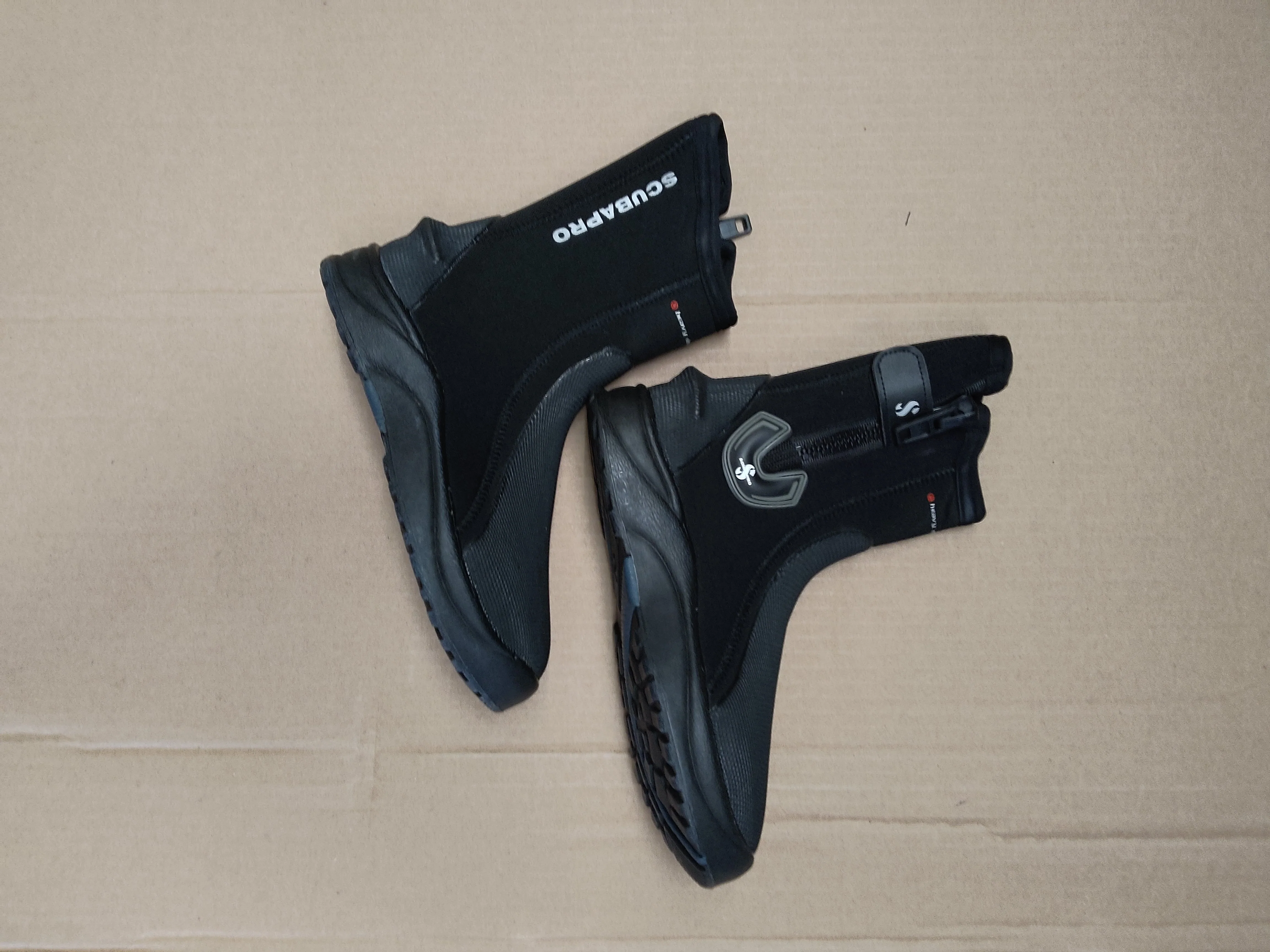 Used Scubapro Heavy Duty 6.5 mm Boot - Image 6