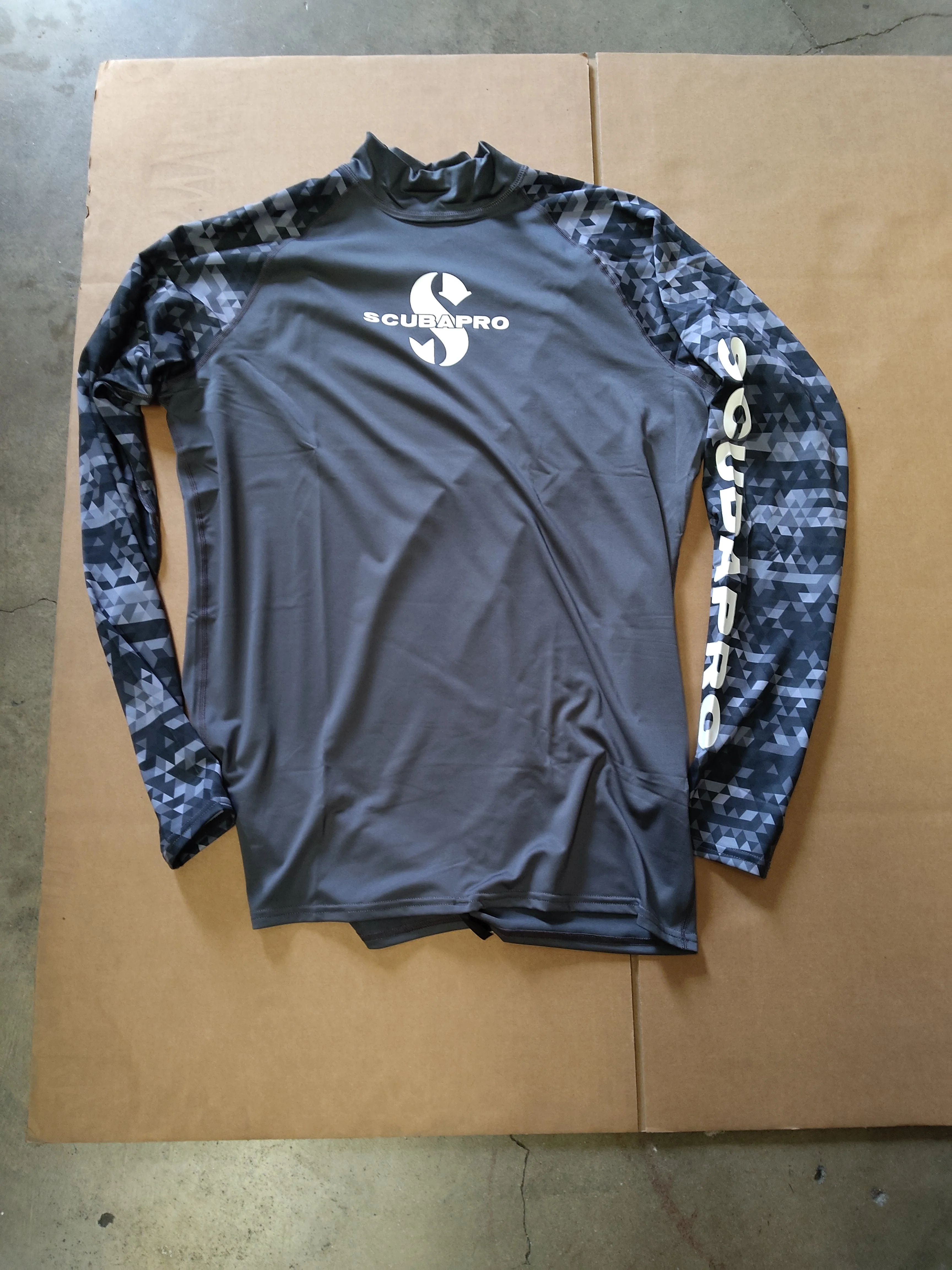 Used Scubapro Rash Guard Mens, Long Sleeve (UPF50) - Image 7