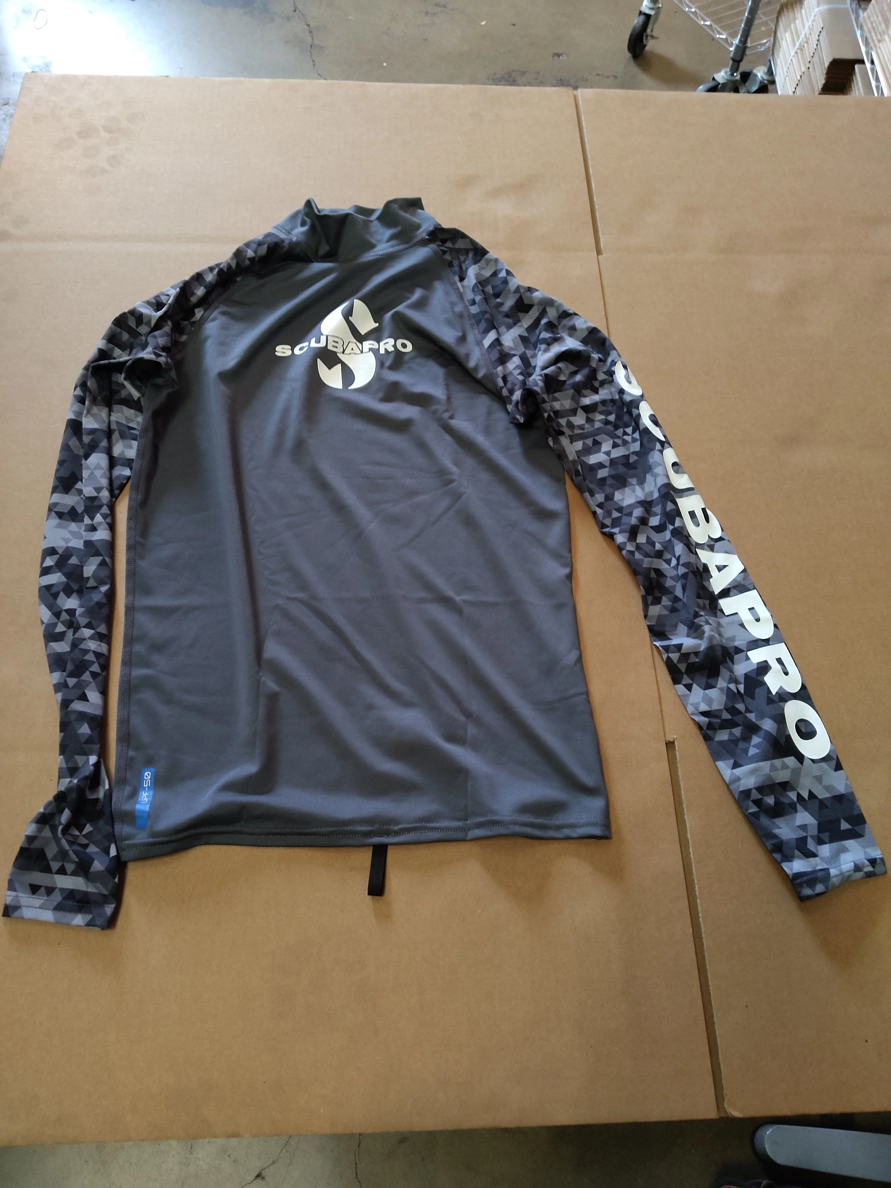 Used Scubapro Rash Guard Mens, Long Sleeve (UPF50) - Image 8