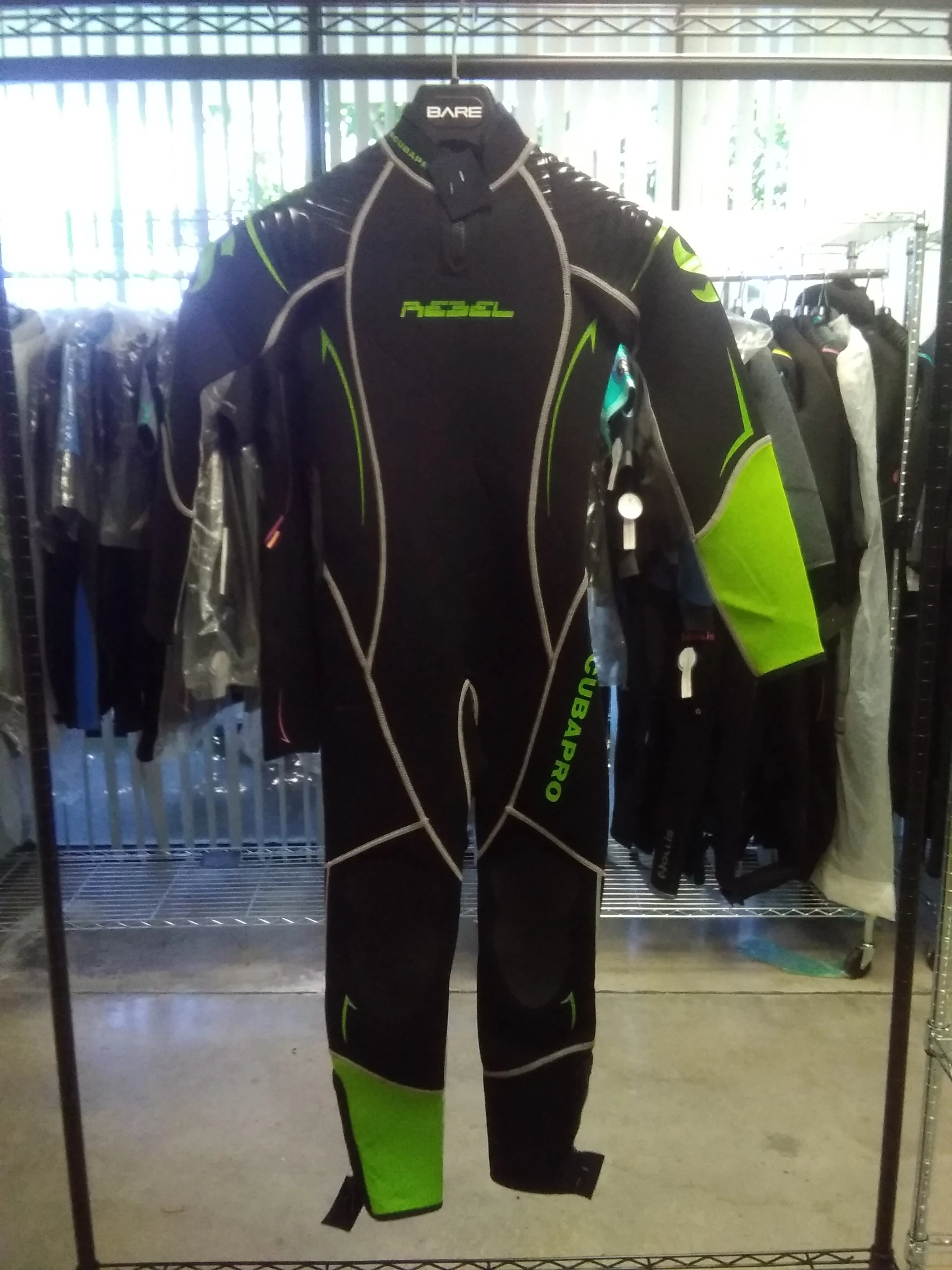 Used Scubapro Rebel Steamer 2.5 mm - Image 3