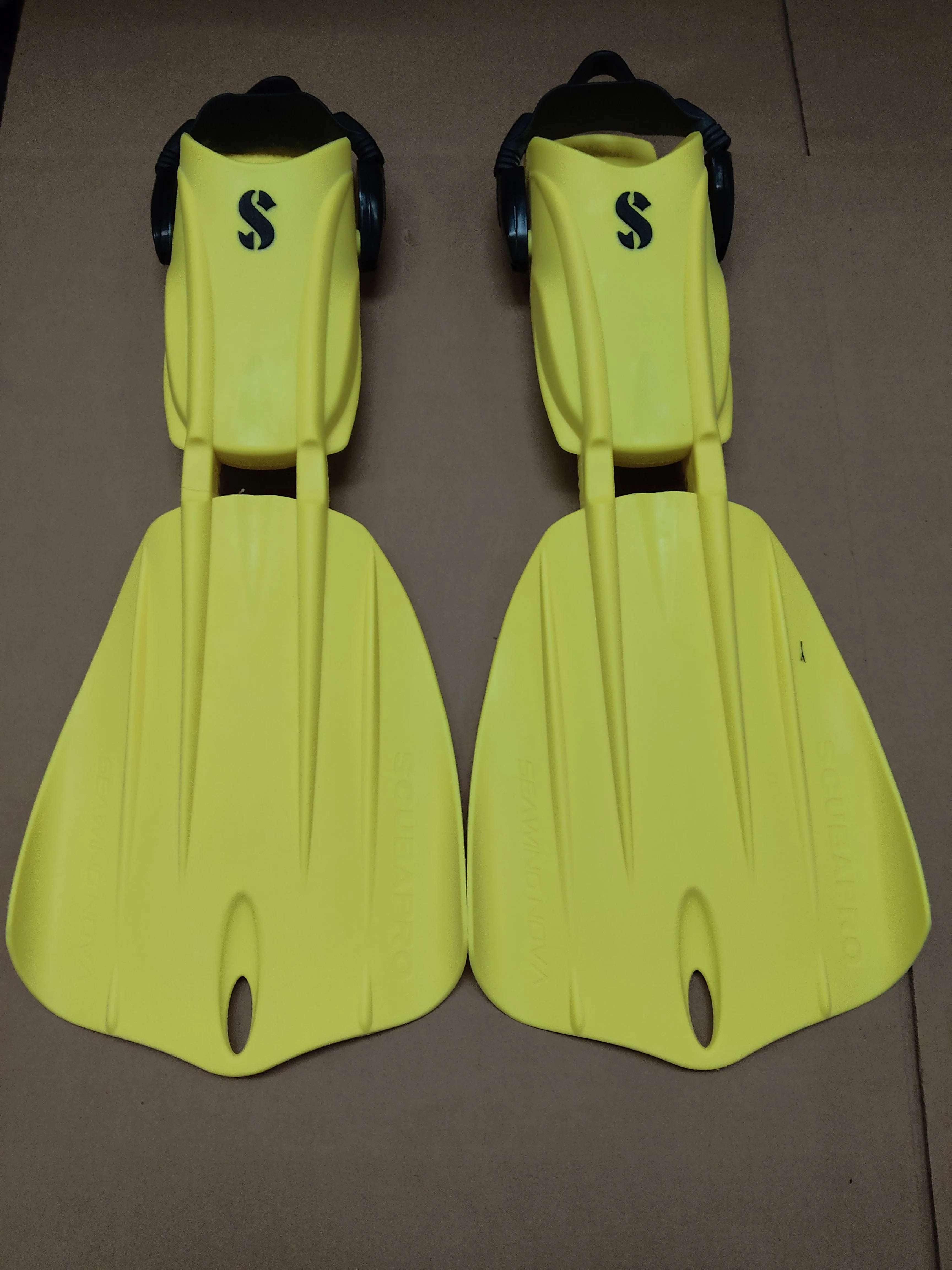 Used Scubapro Seawing Nova Fins - Image 20