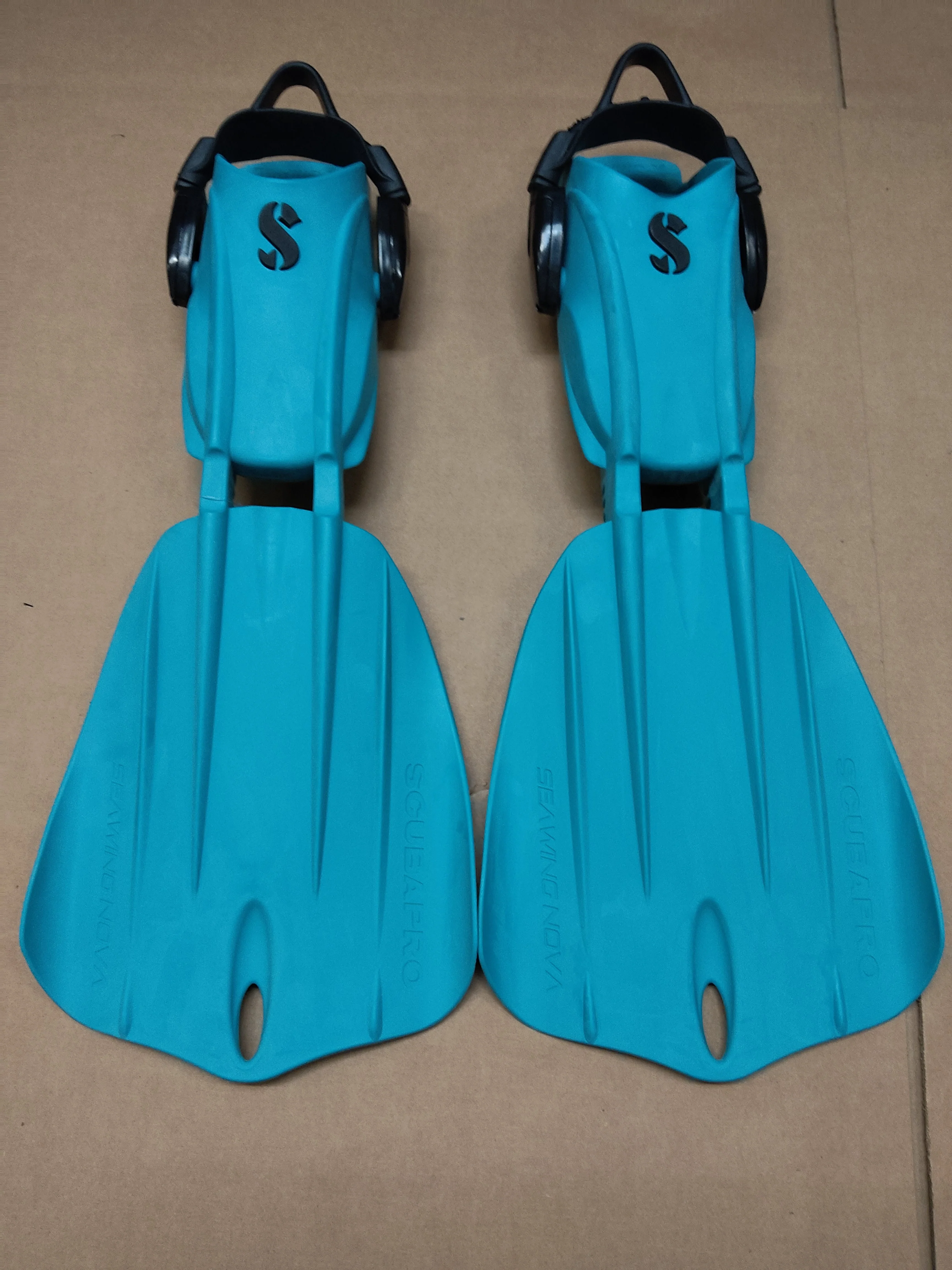 Used Scubapro Seawing Nova Fins - Image 21