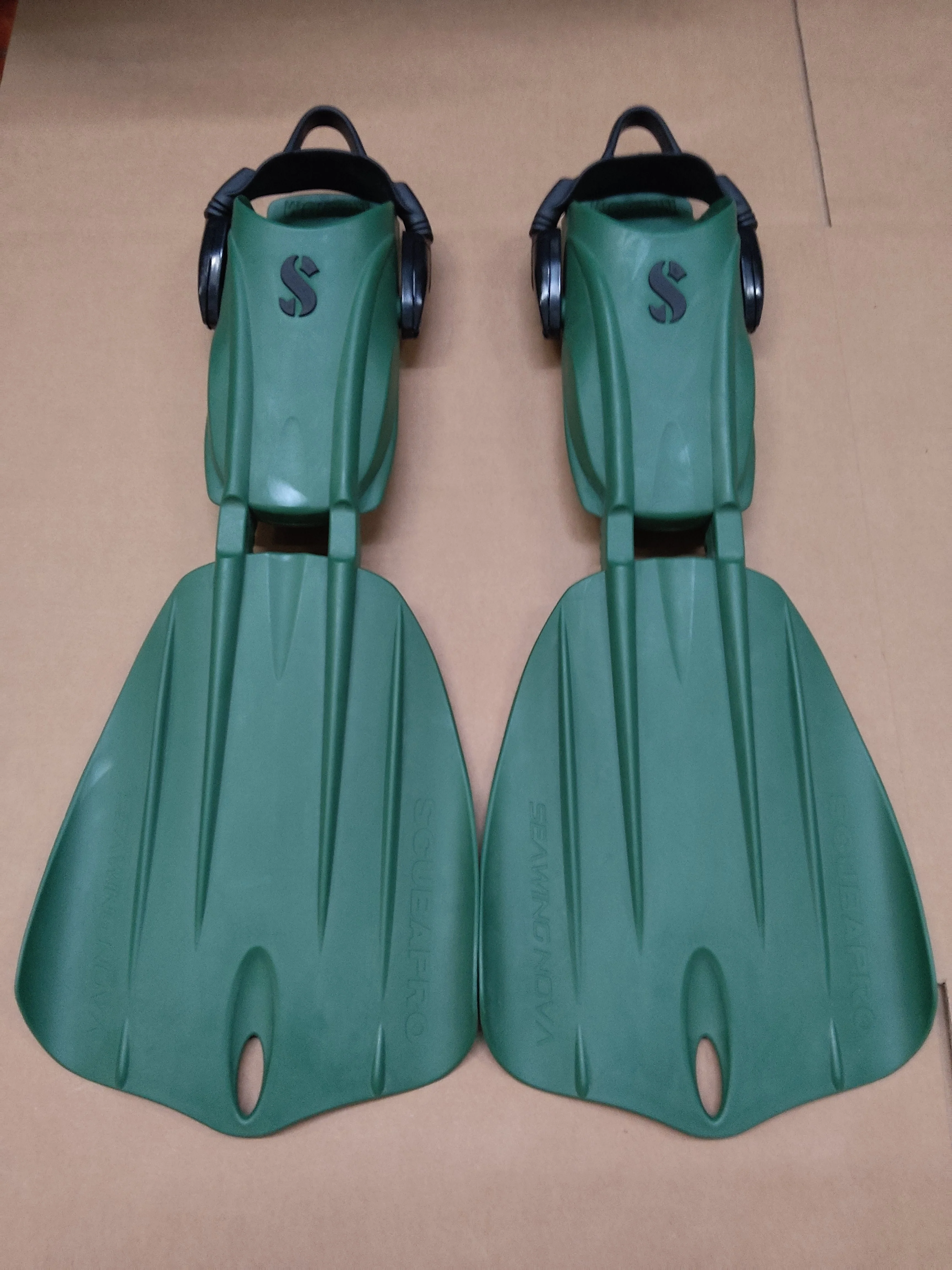 Used Scubapro Seawing Nova Gorilla Fins - Image 8