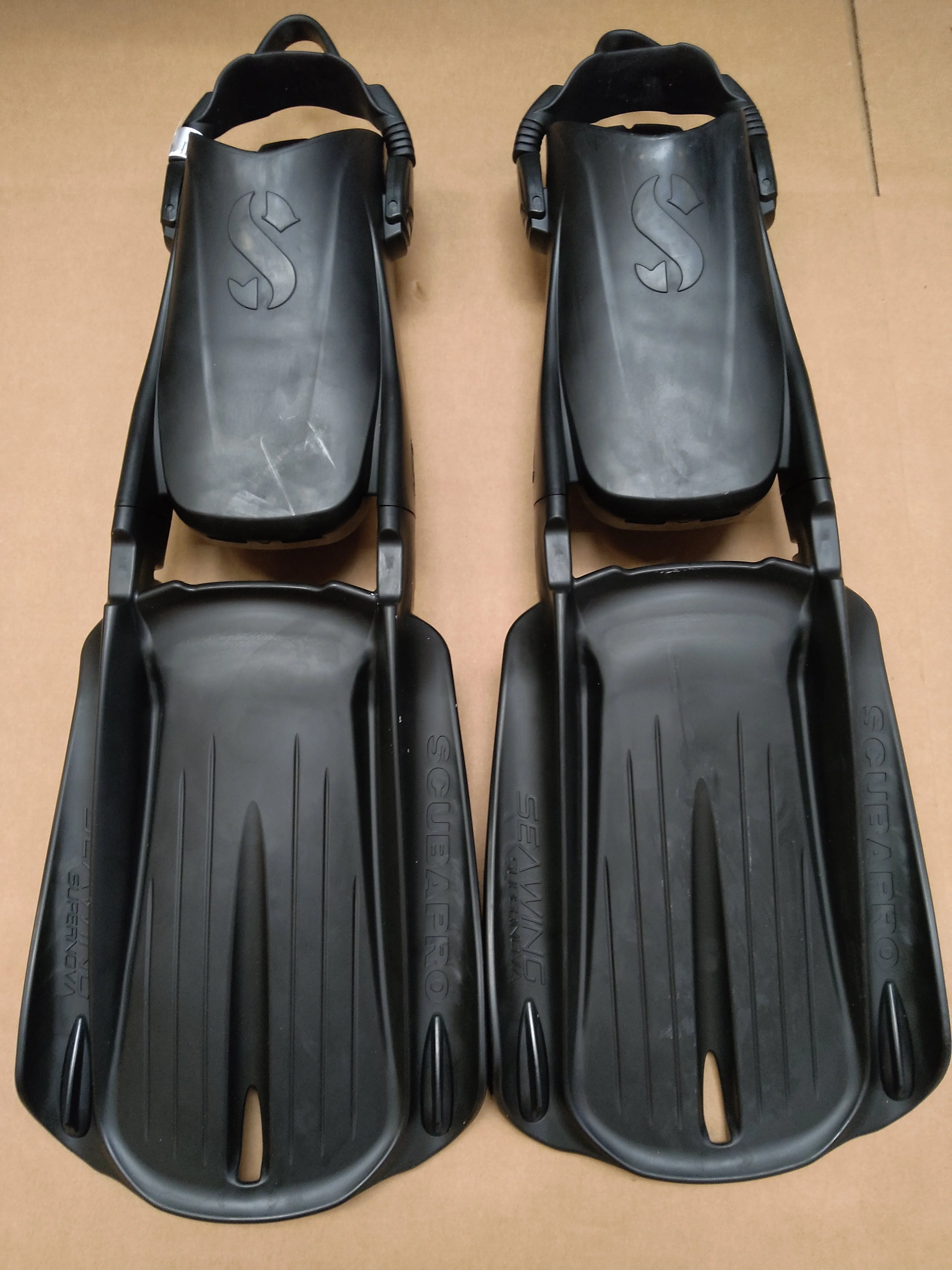 Used Scubapro Seawing Supernova Fins - Image 6