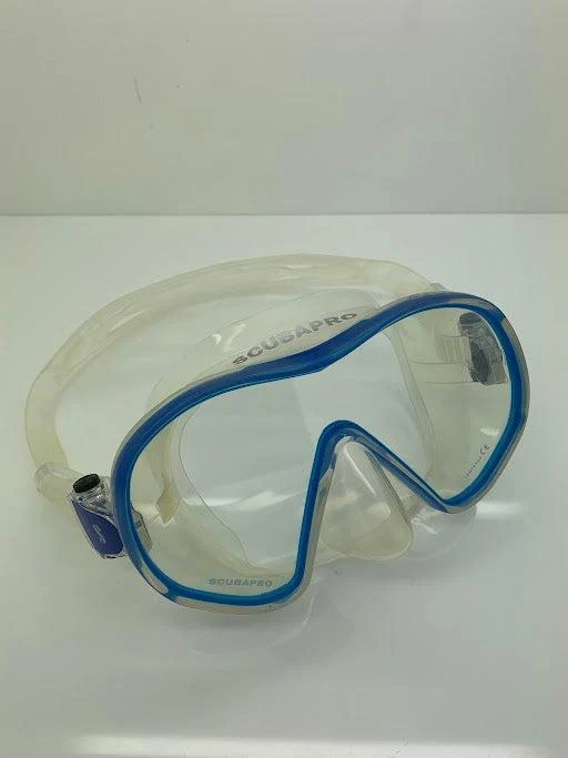 Used Scubapro Solo Scuba Diving and Snorkeling Dive Mask - Image 8