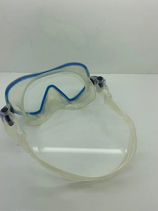 Used Scubapro Solo Scuba Diving and Snorkeling Dive Mask - Image 9