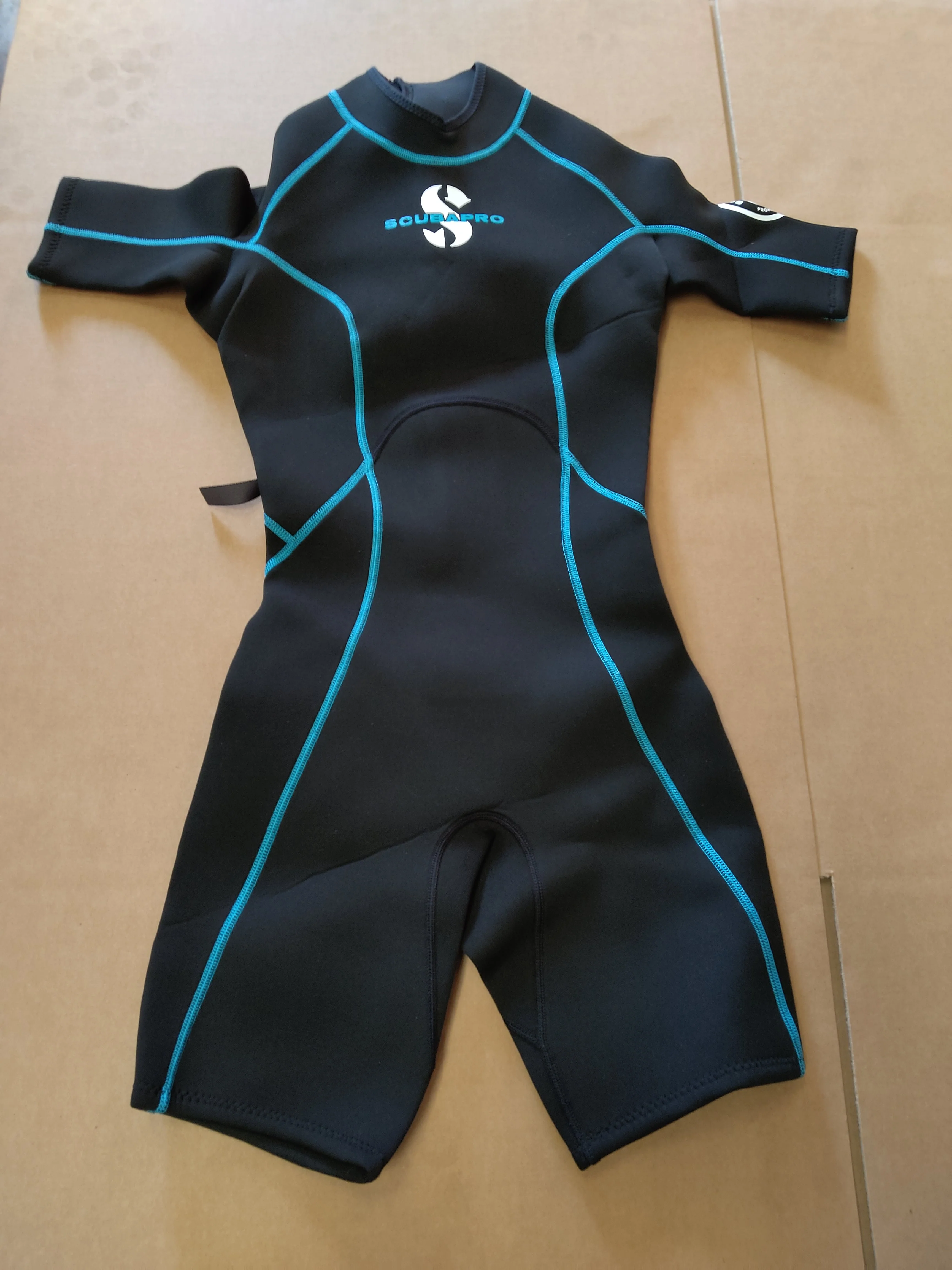Used Scubapro Sport Shorty 2mm Women's - Image 6