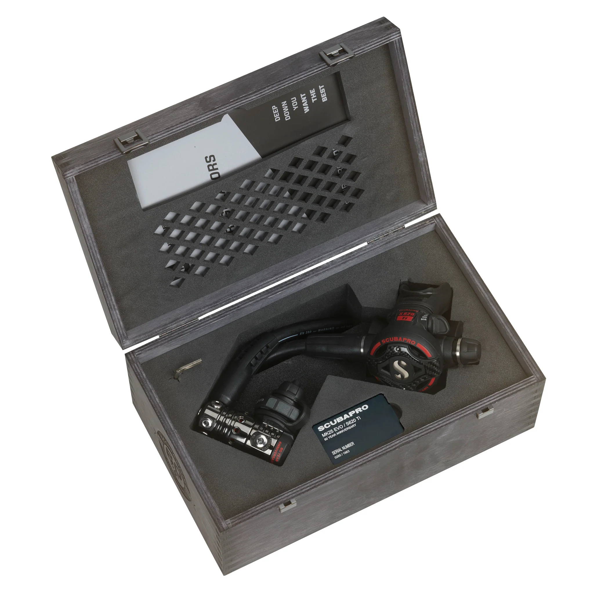 Scubapro MK25 EVOBT/S620Ti 60th Anniversary Carbon BT - Image 5