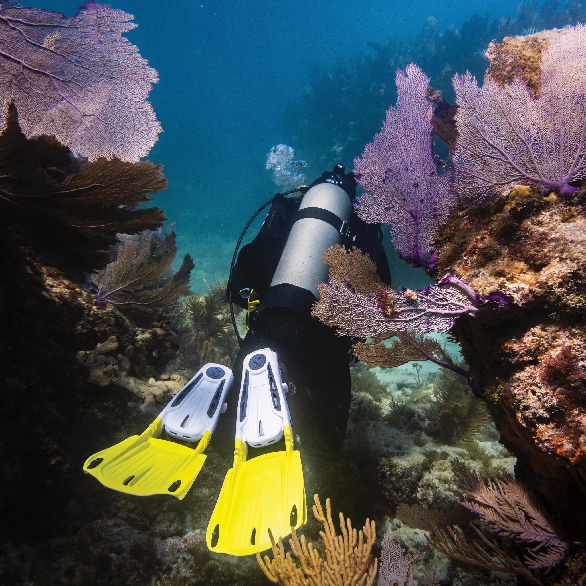 Scubapro Seawing Supernova Fins Package - Image 23