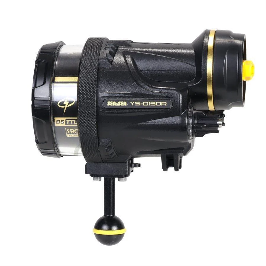 Sea & Sea YS-D130 Strobe Pro Package w/ Lithium Ion Battery - Image 2