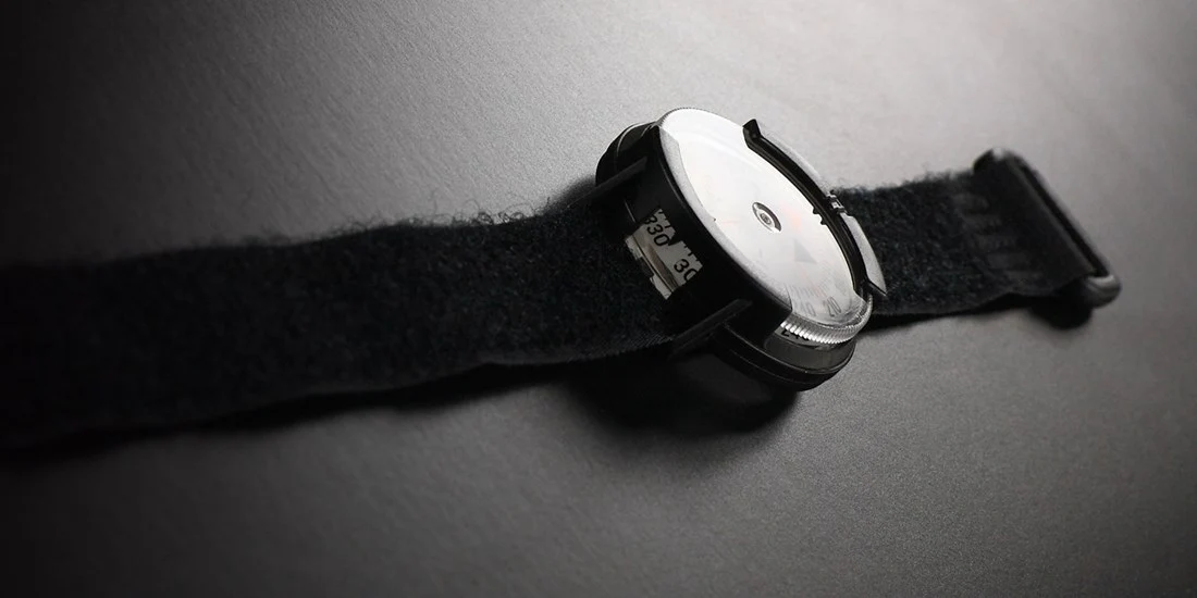 Suunto M-9/Black/Black/NH with Velcro Strap - Image 3