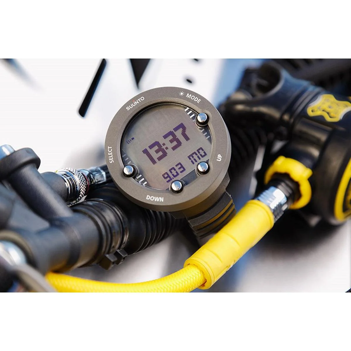 Suunto Vyper Novo - USB Cable, Bungee and Rubber Boot Sold Separately - Image 4