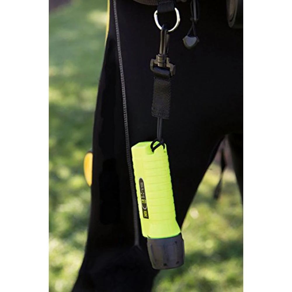 DiveCatalog.com Swivel Clip with Bungee Scuba Accessories - Image 3