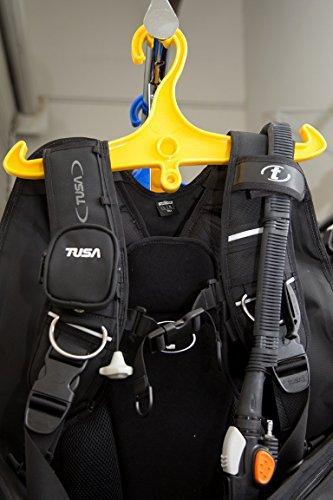 Tusa Dive Gear Roller Duffle Bag & BCD And Regulator Hanger - Image 15