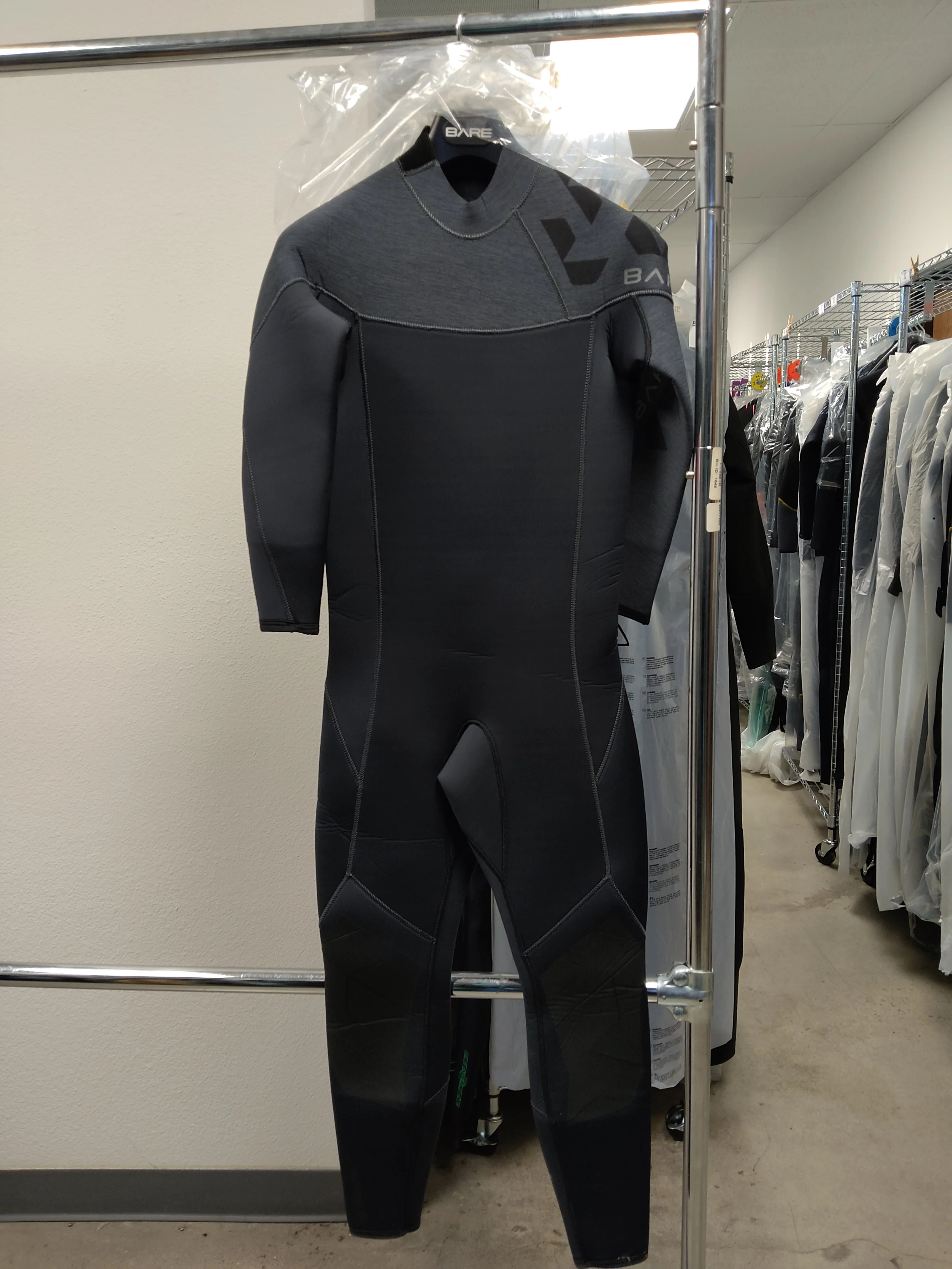 Used BARE 5mm Revel Full Mens - Image 2