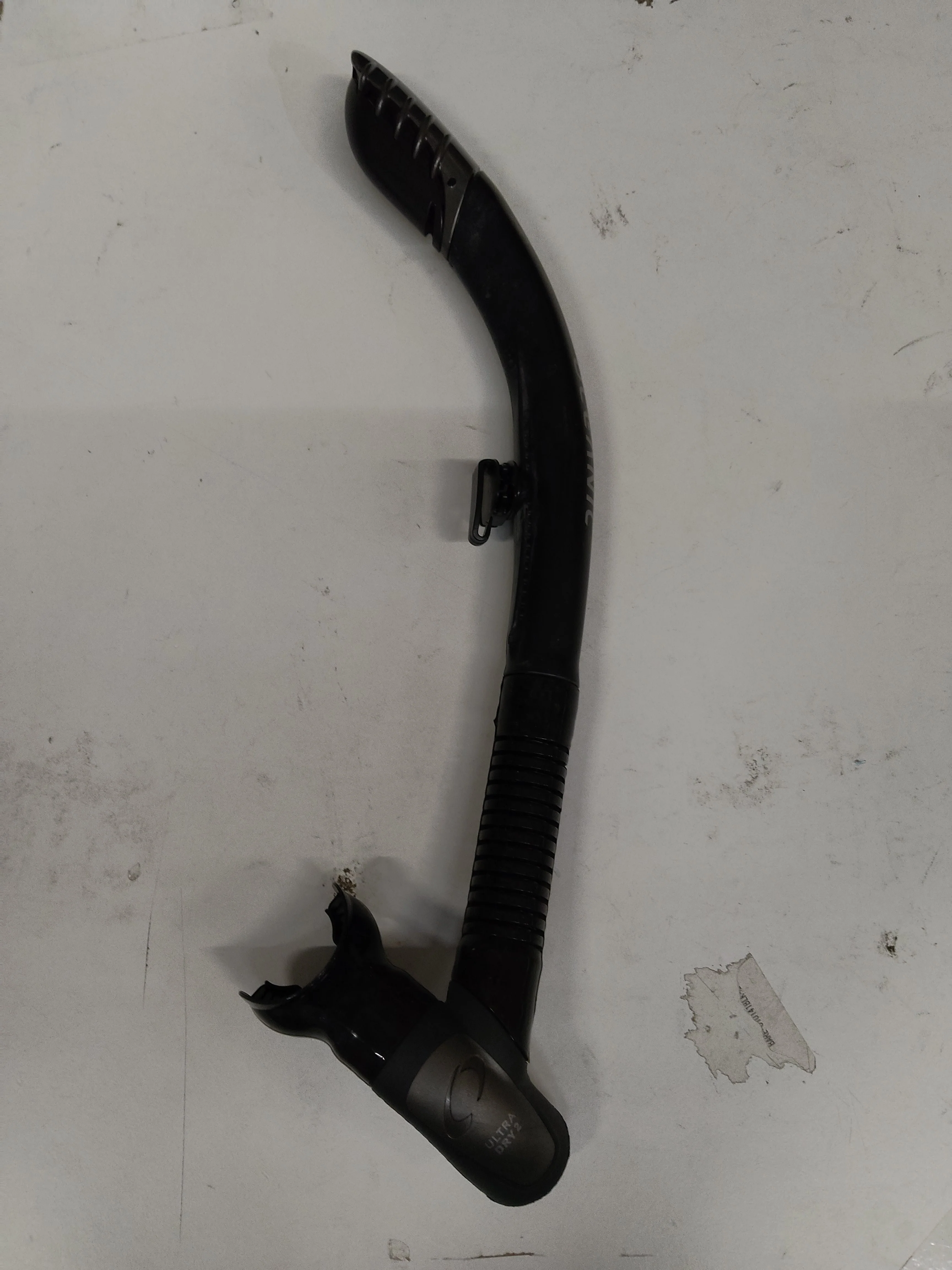 Used Oceanic Ultra Dry 2 Snorkel - Image 3