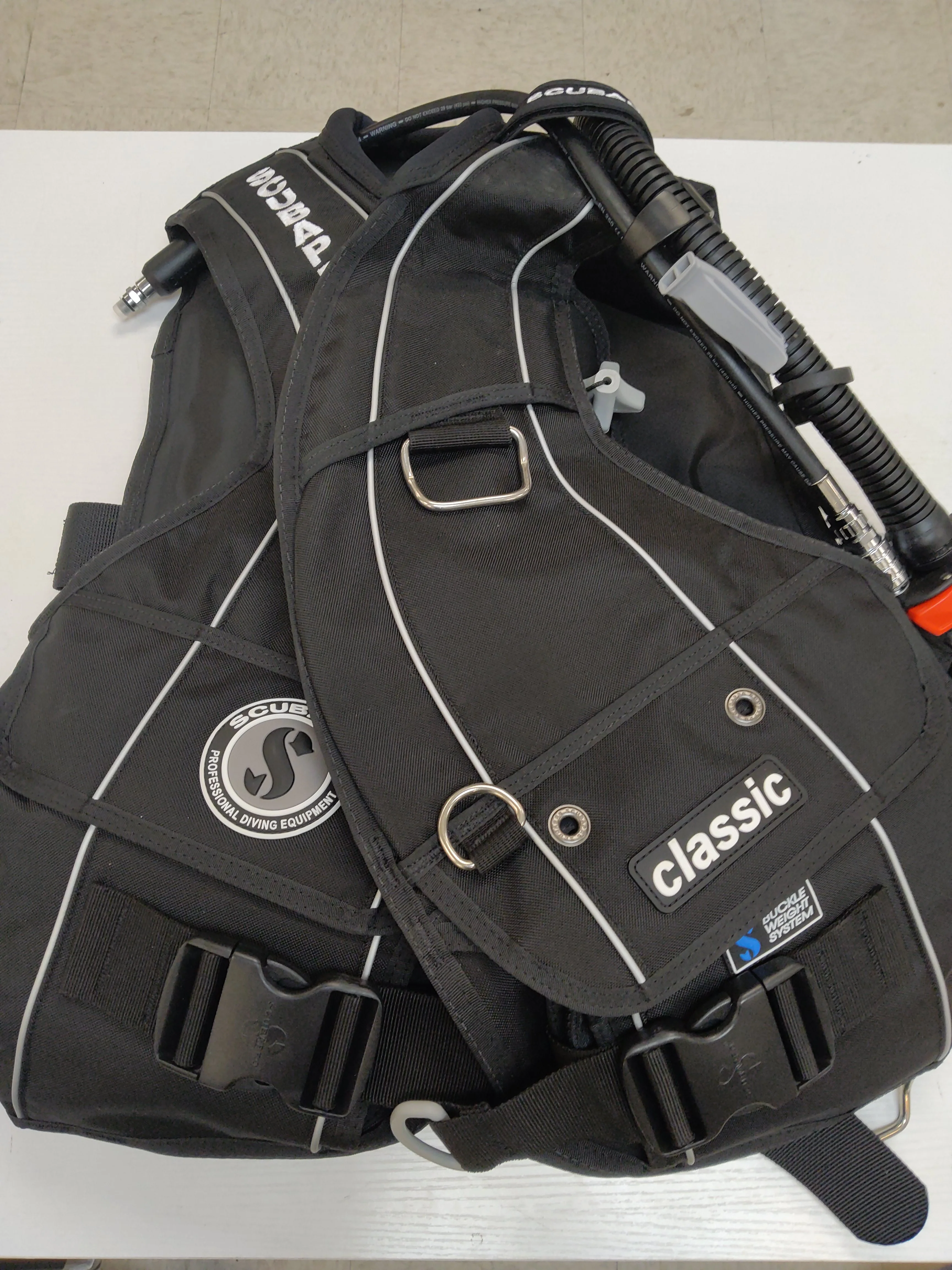 Used Scubapro Classic with Air2 V GEN BCD