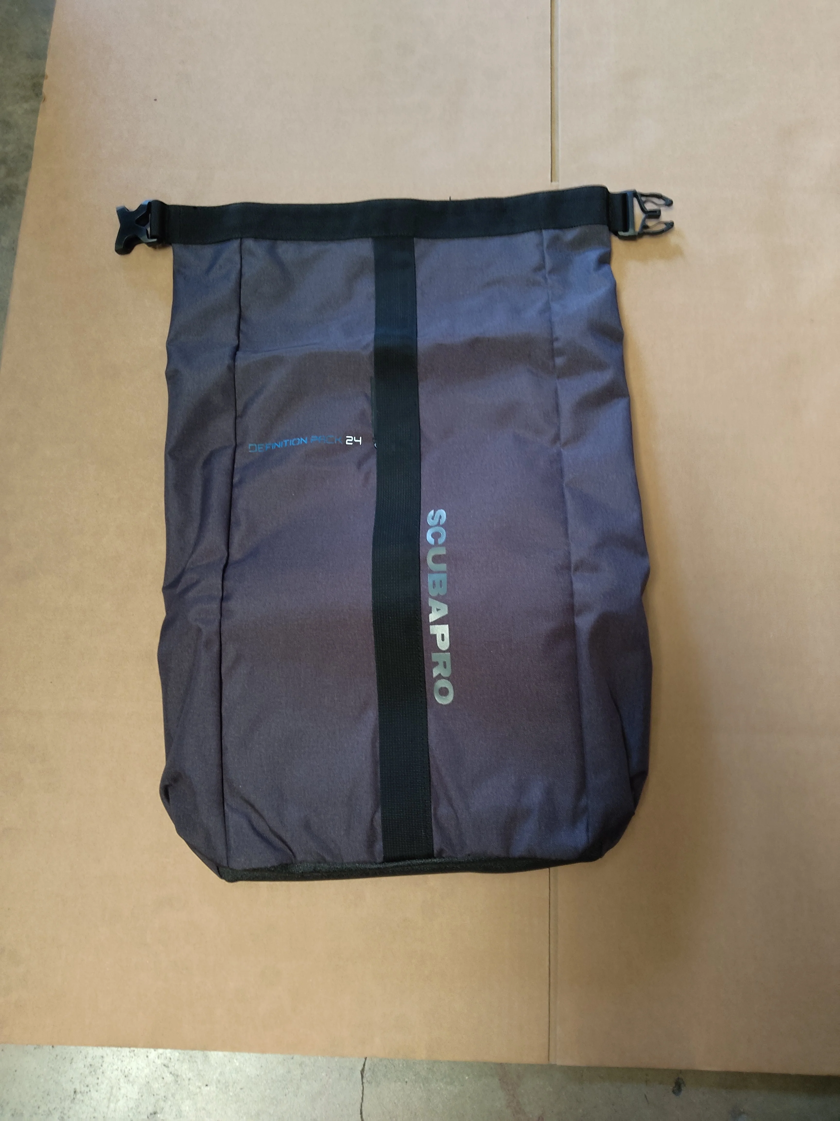 Used Scubapro Definition Pack 24