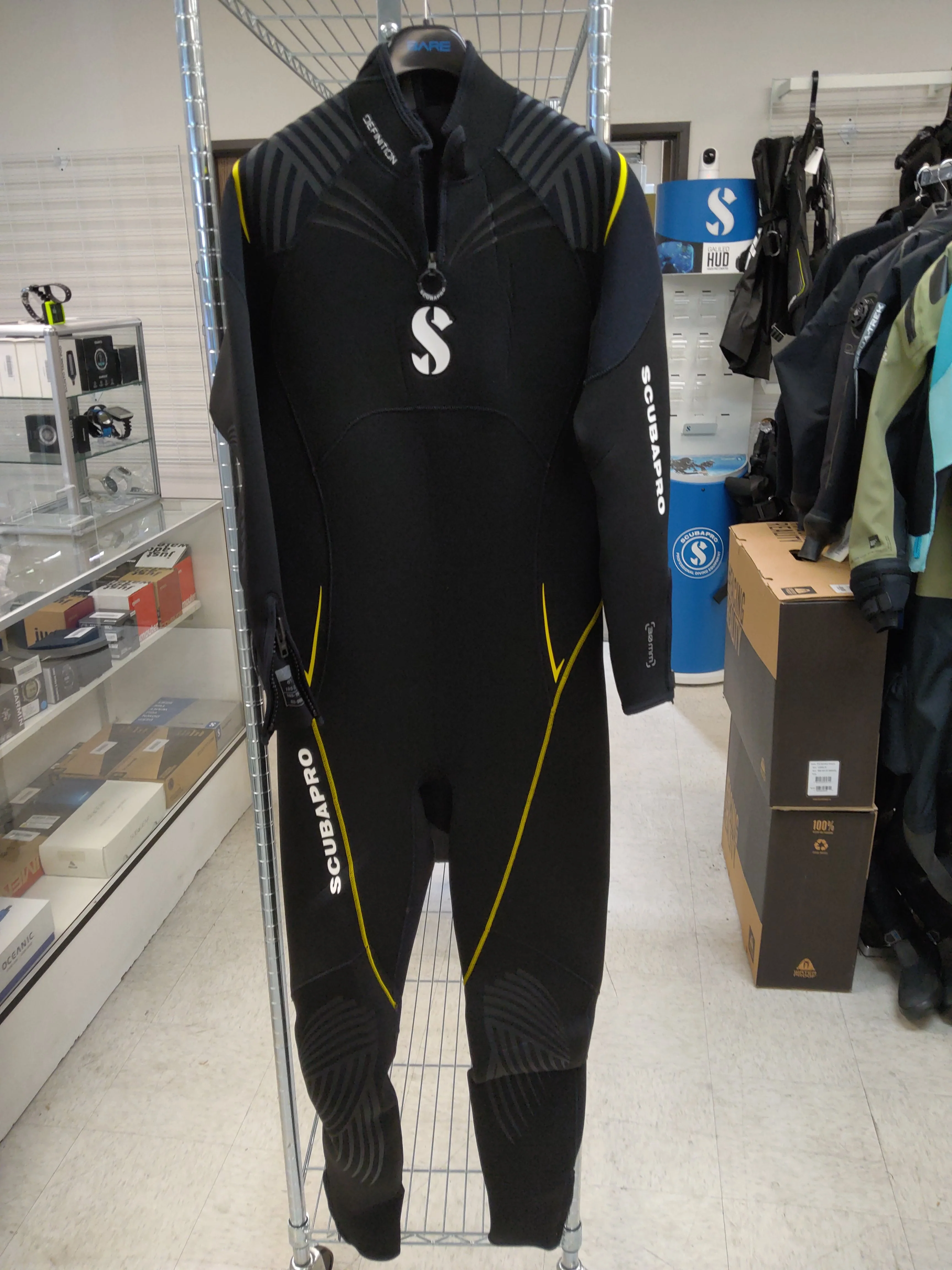 Used Scubapro Definition Steamer 3mm Men's - Image 2