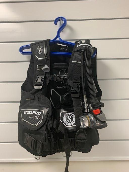 Used Scubapro Equalizer w/AIR 2 (V Gen) Size M