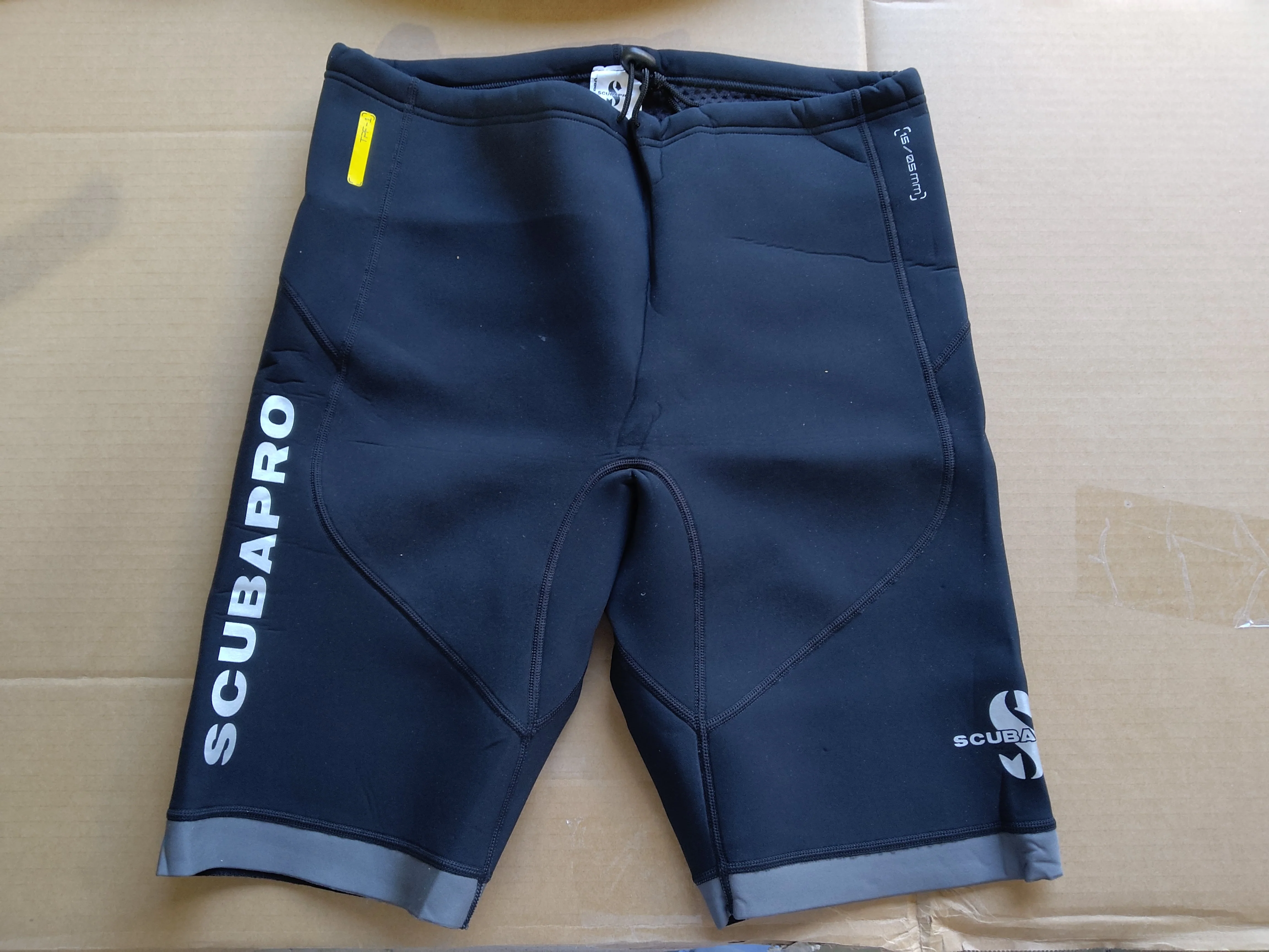Used Scubapro Everflex 1.5 Short Men's - Image 4