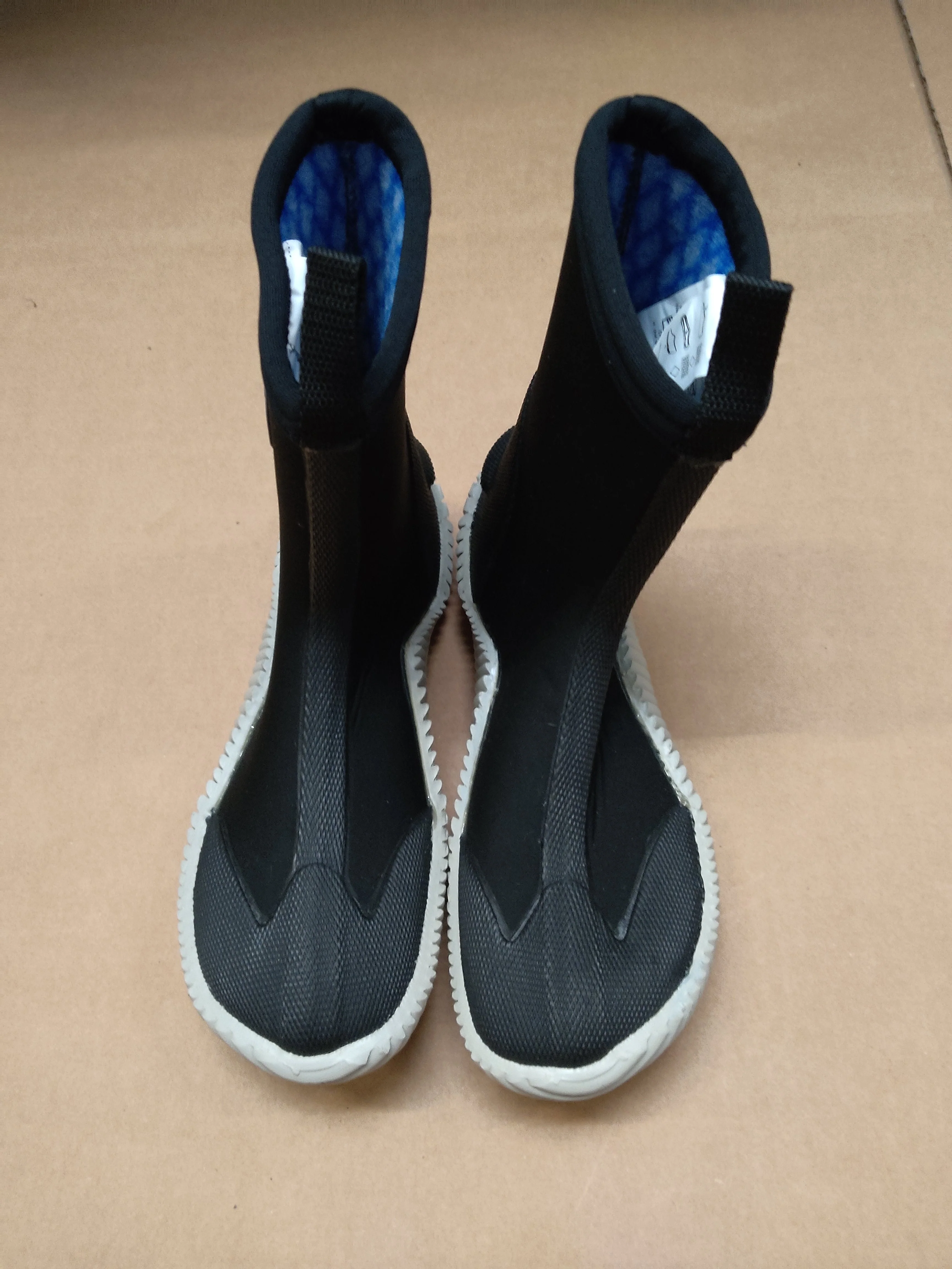 Used Scubapro Everflex Boot 5mm Arch - Image 2