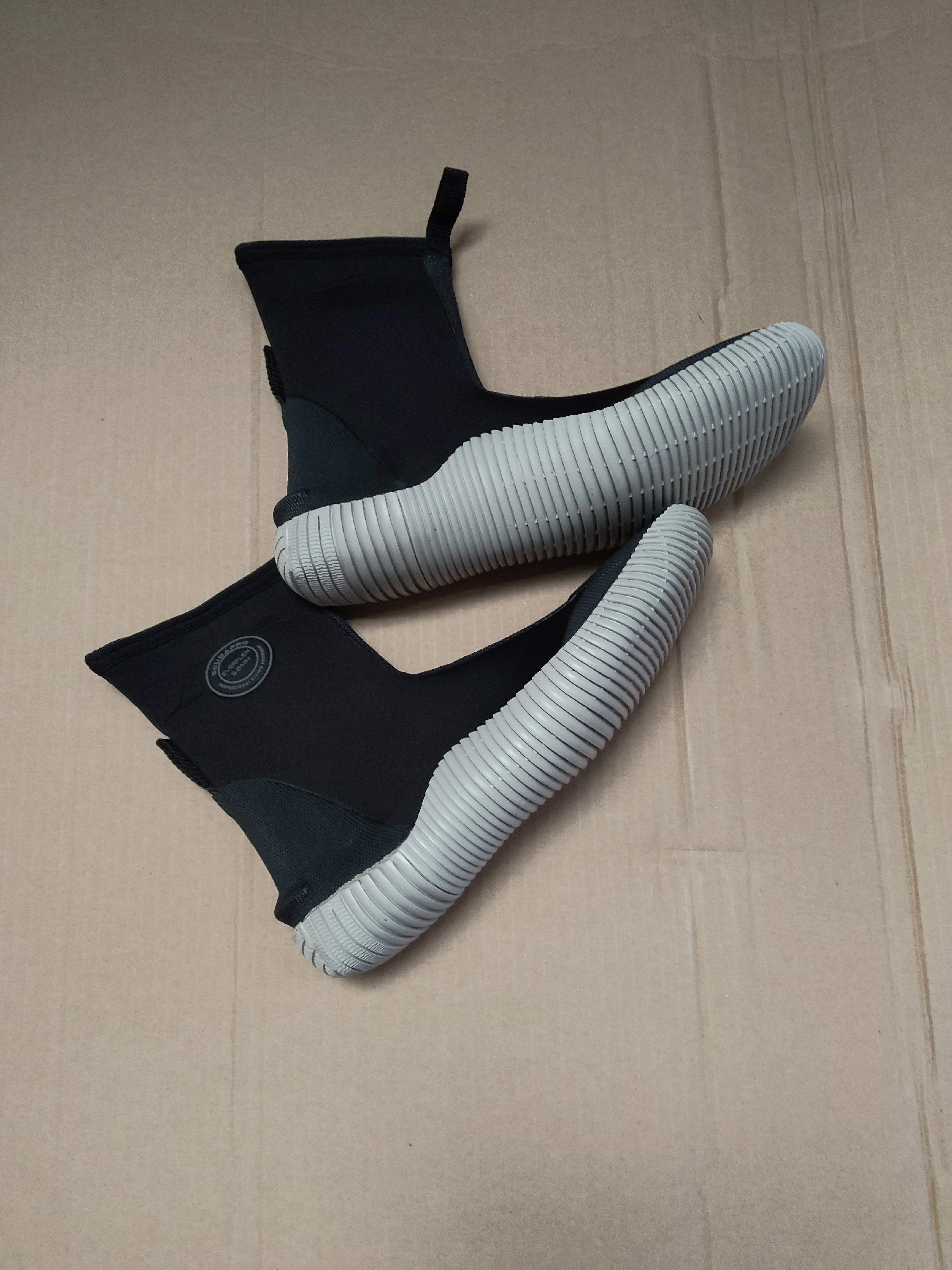 Used Scubapro Everflex Boot 5mm Arch - Image 3