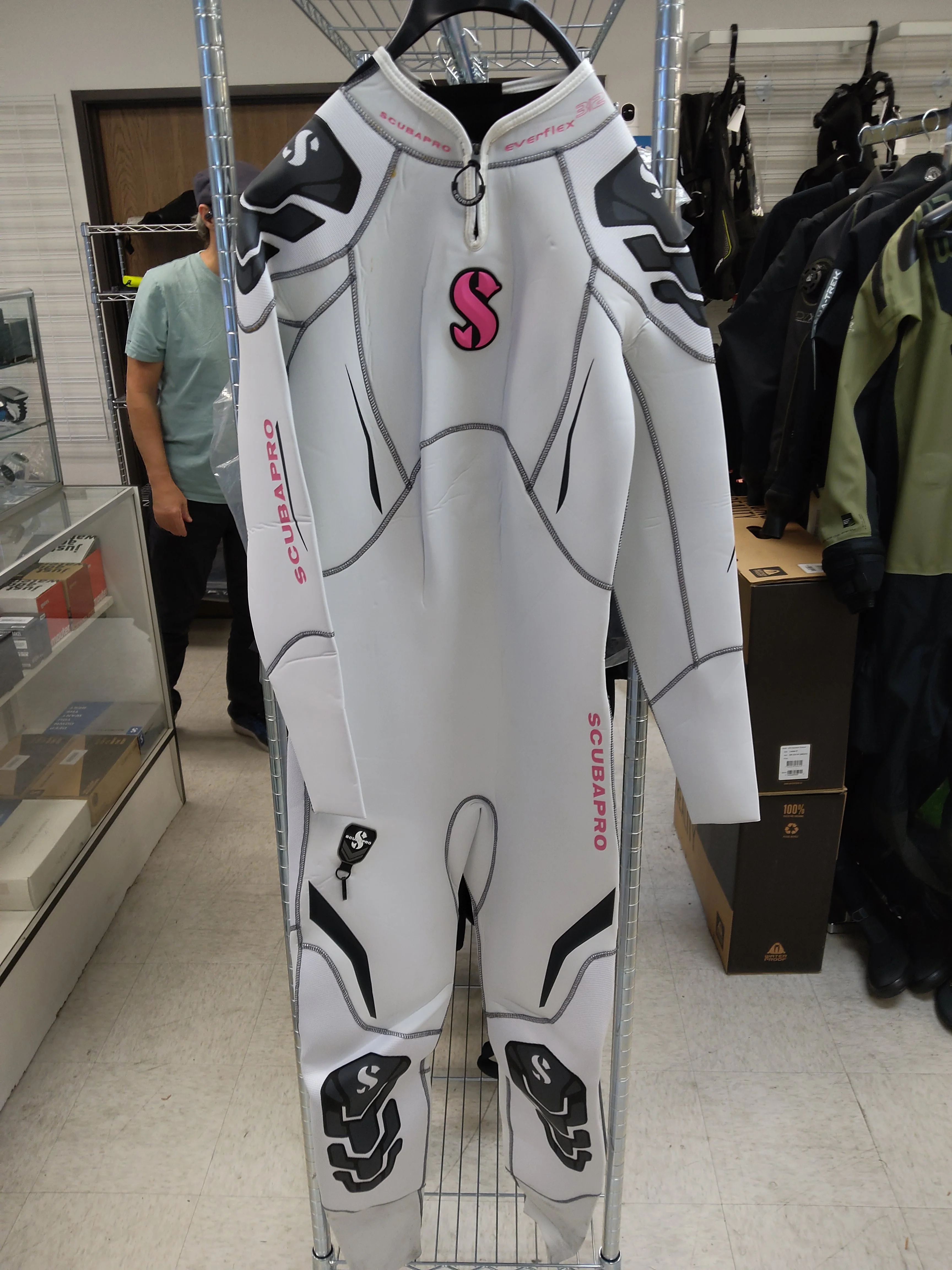 Used Scubapro Everflex Steamer 3/2 mm Women's - Image 2